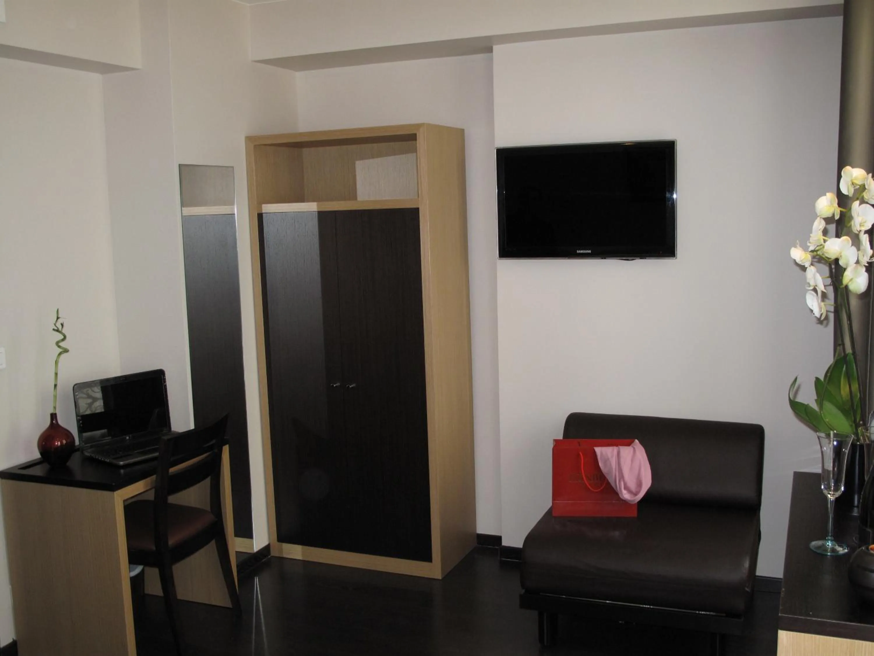 TV and multimedia in Source Hôtel