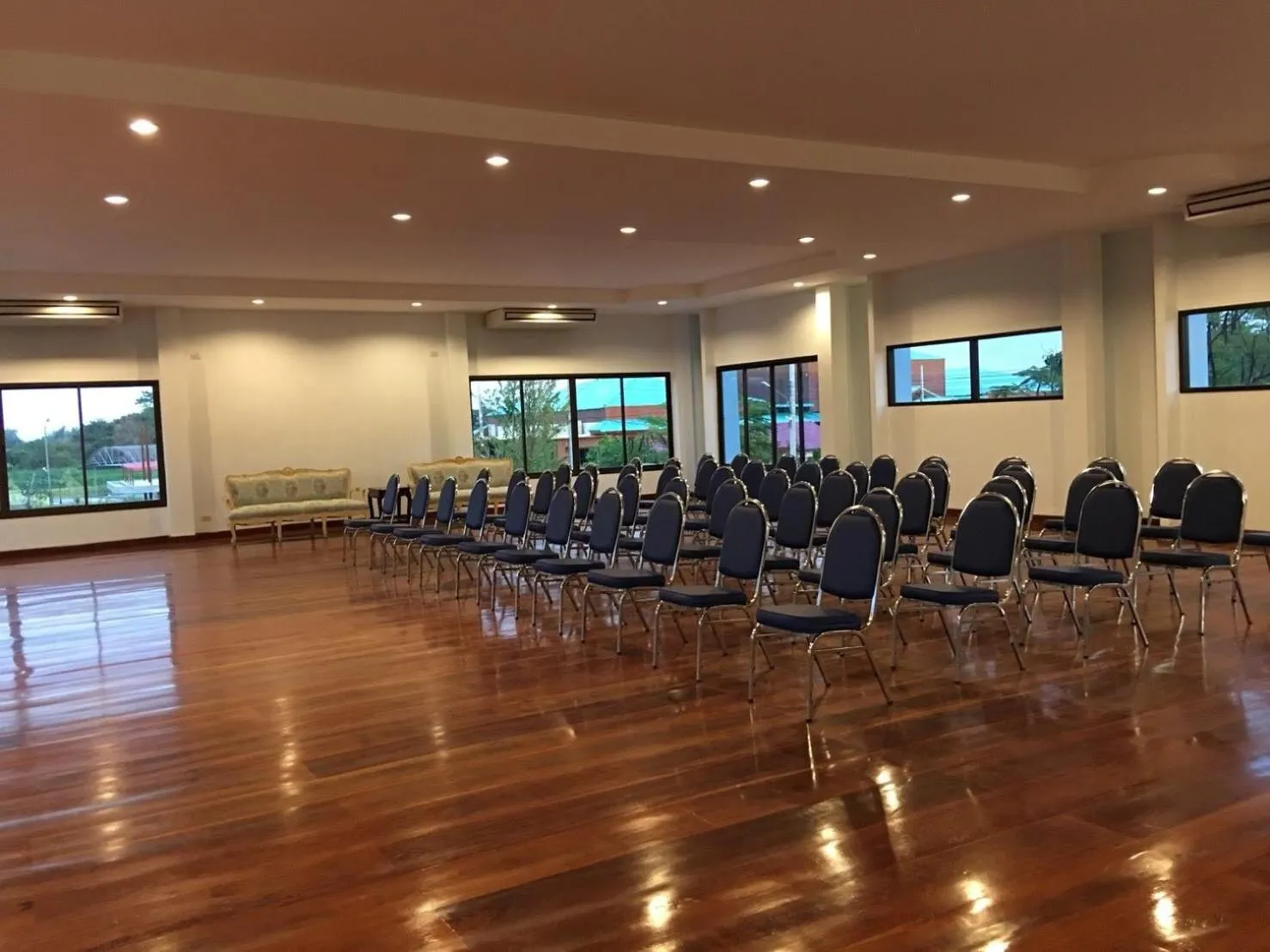 Meeting/conference room in Menam Resort