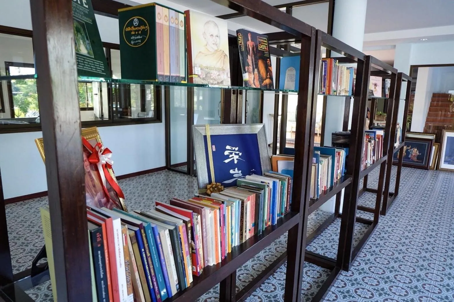 Library in Menam Resort