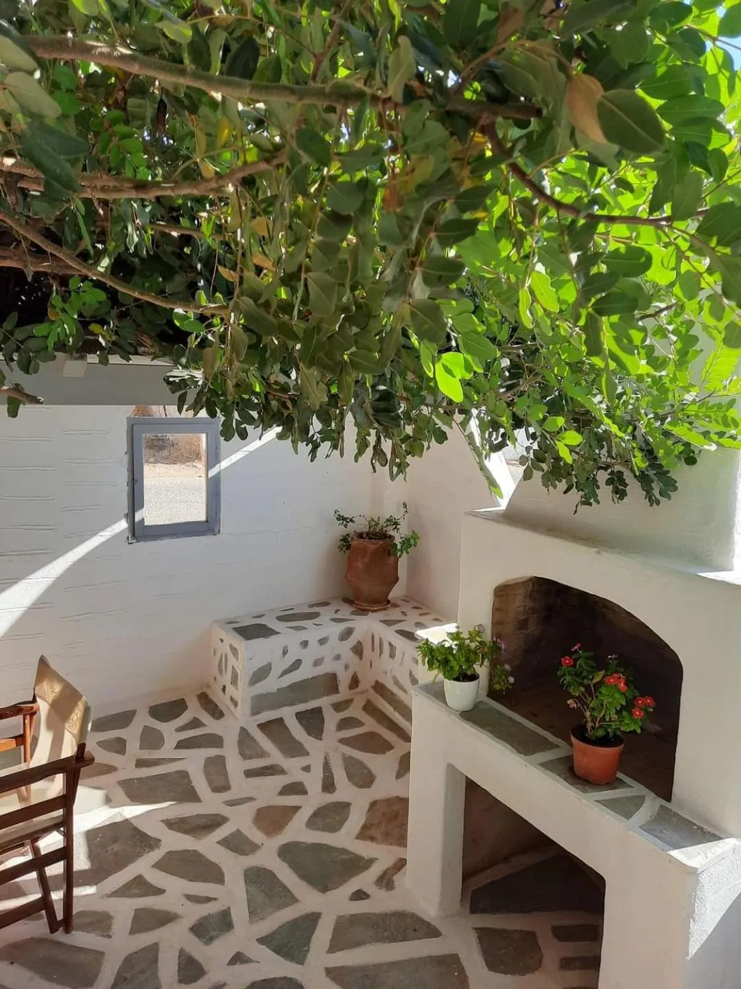 Property building in Anixis Studios Aliki Paros