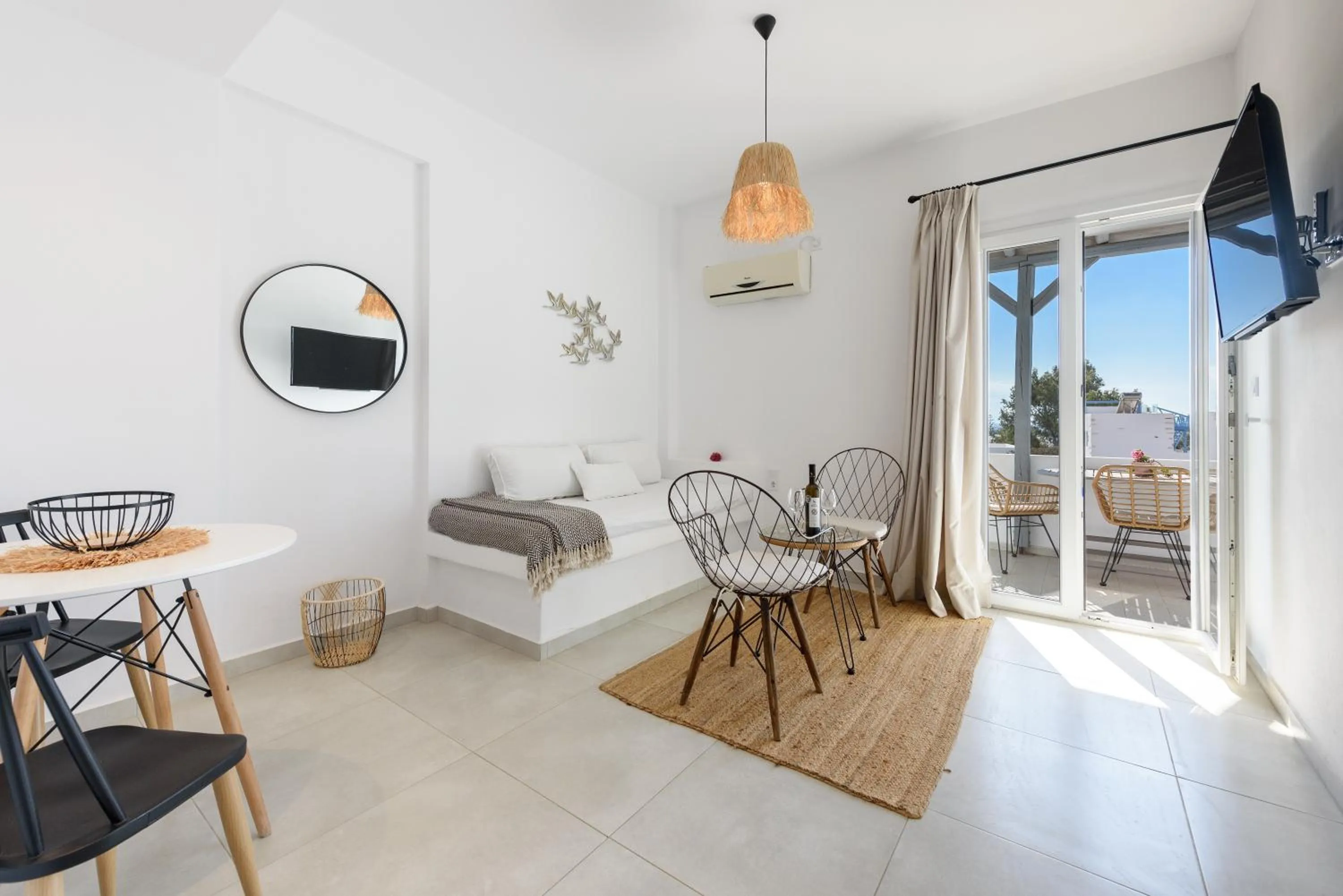 TV and multimedia in Anixis Studios Aliki Paros