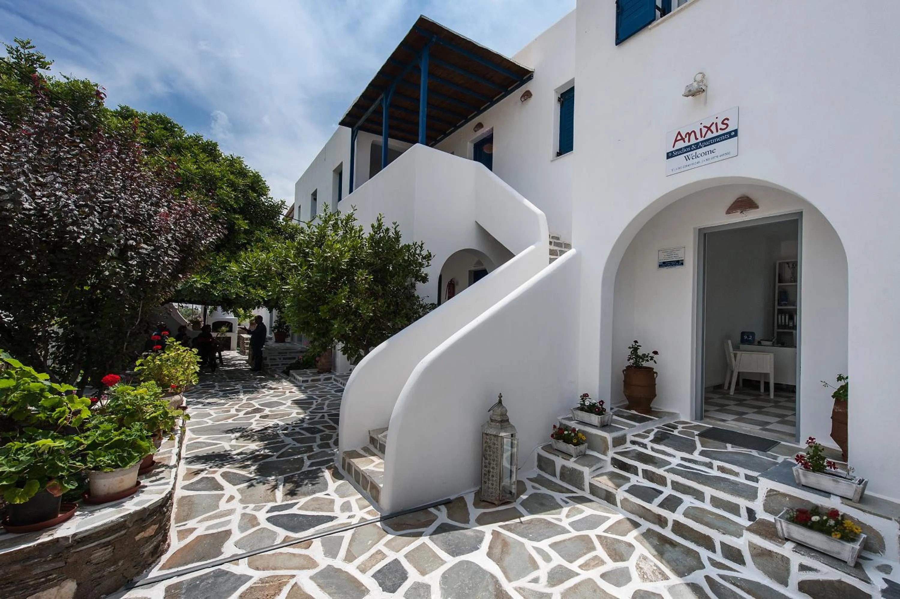 Lobby or reception in Anixis Studios Aliki Paros