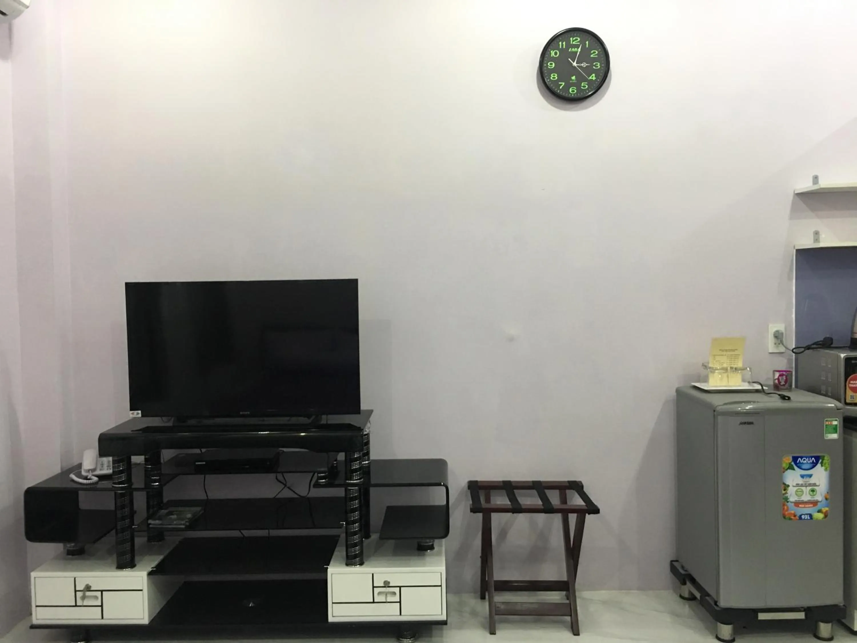 TV and multimedia in HT Hotel Apartment