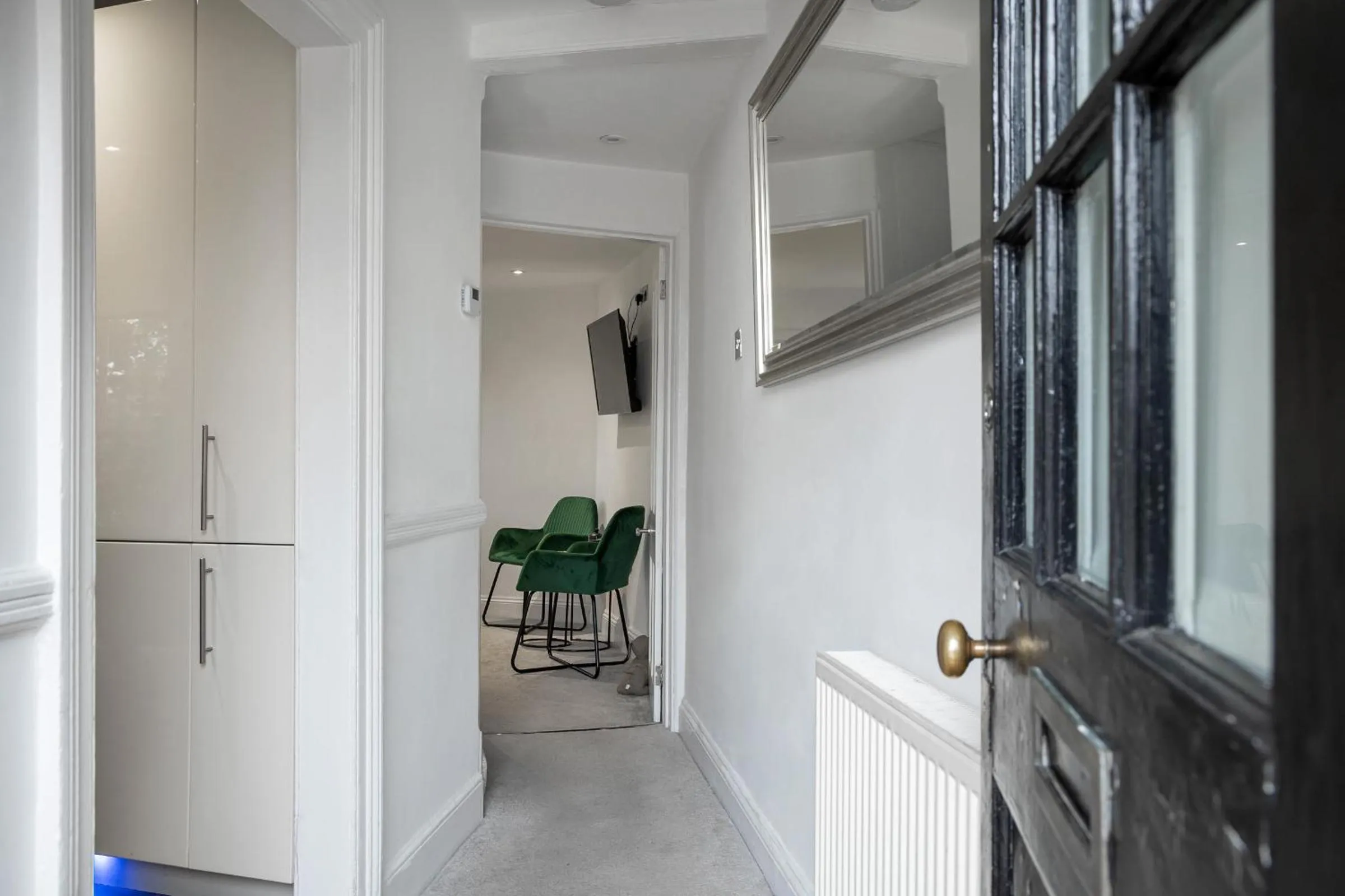 Communal lounge/ TV room in Castle Properties: The Duchess, 3 Bed Family cottage