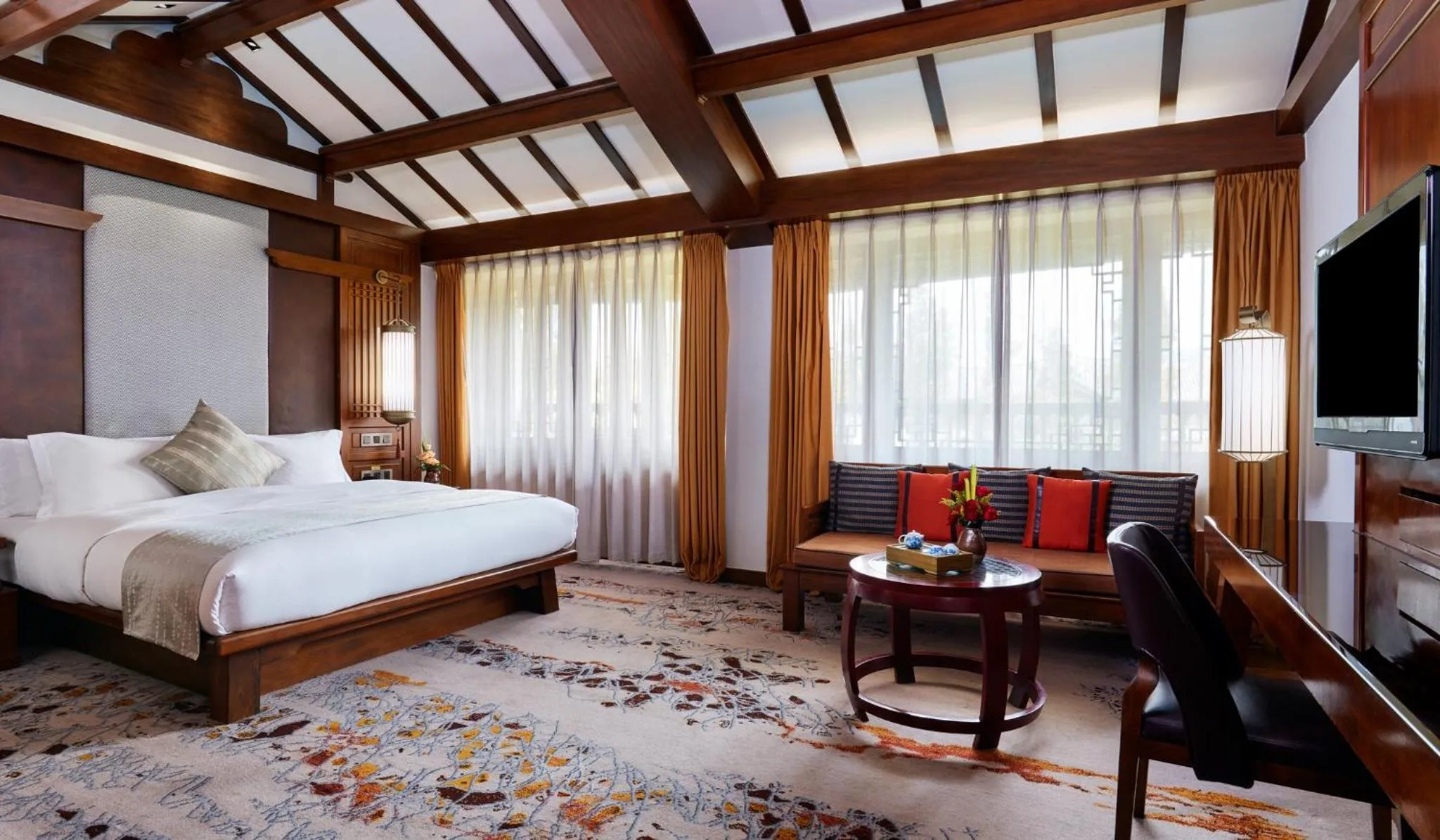 Photo of the whole room, Bed in InterContinental Lijiang Ancient Town Resort by IHG