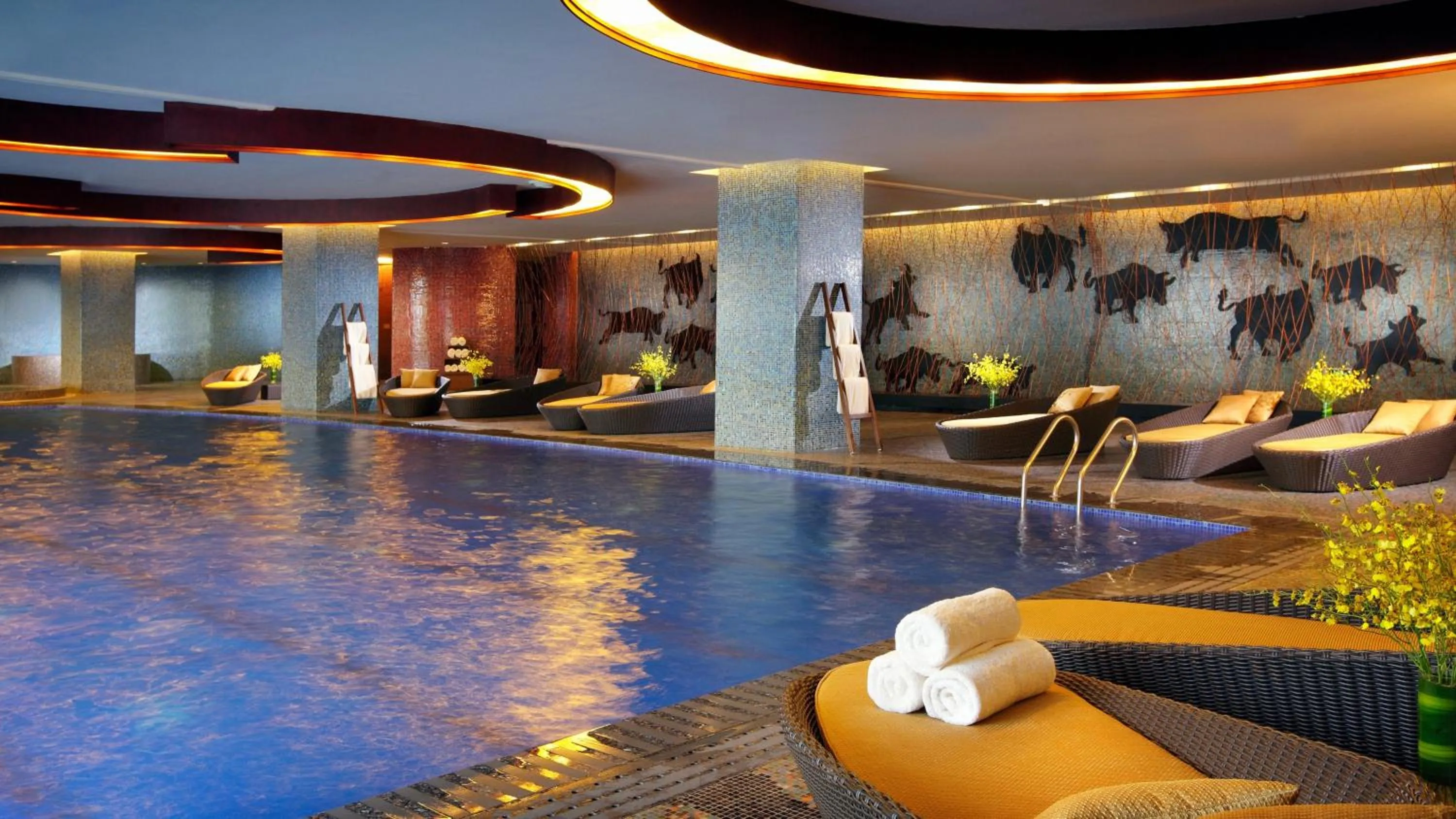 Swimming pool in InterContinental Lijiang Ancient Town Resort by IHG