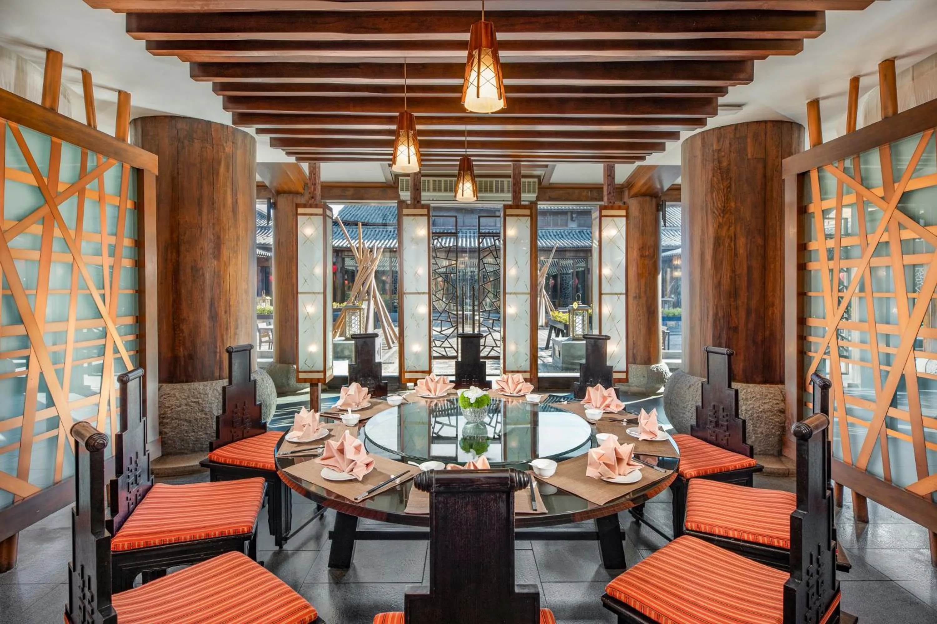 Restaurant/places to eat in InterContinental Lijiang Ancient Town Resort by IHG