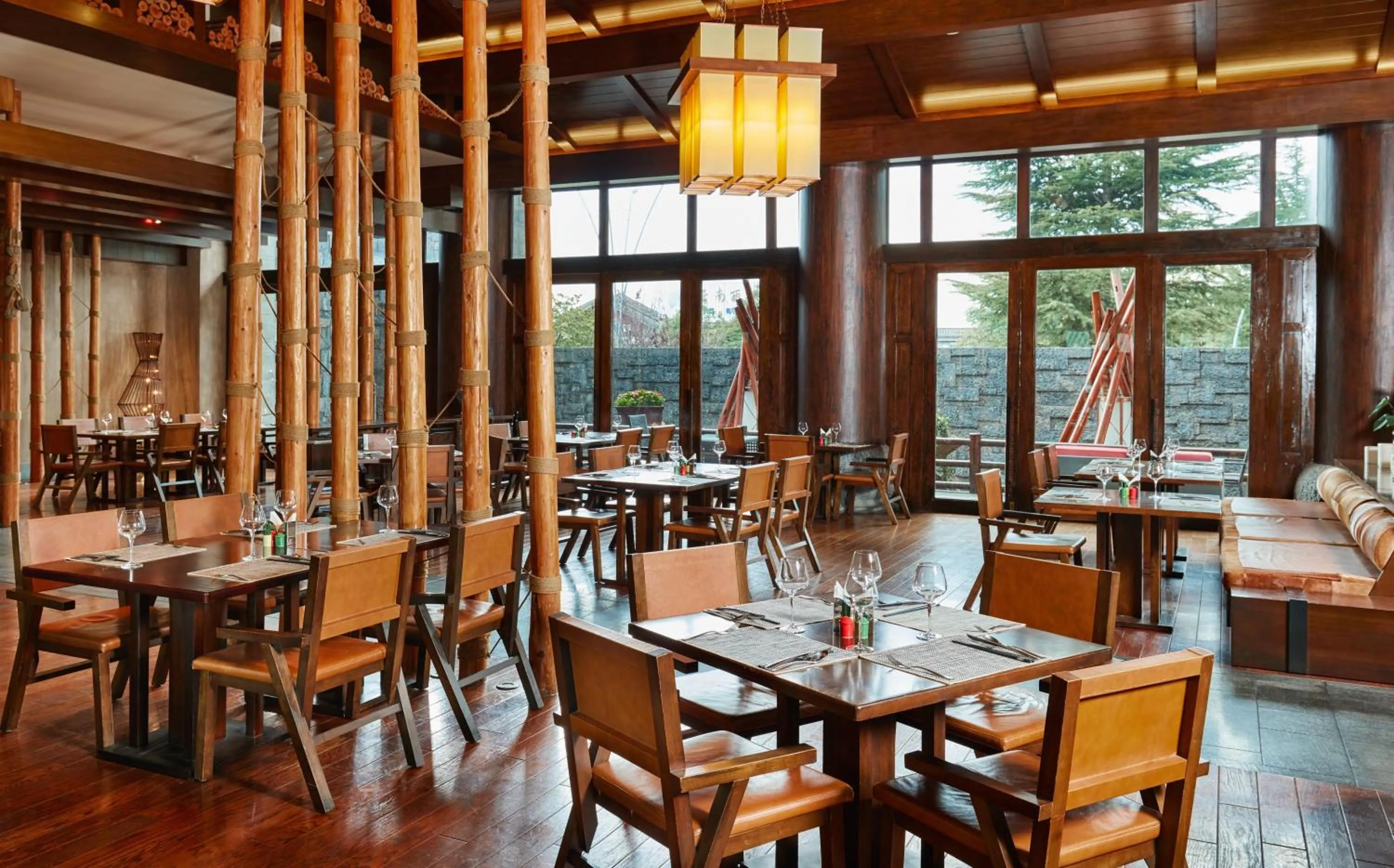 Restaurant/places to eat in InterContinental Lijiang Ancient Town Resort by IHG