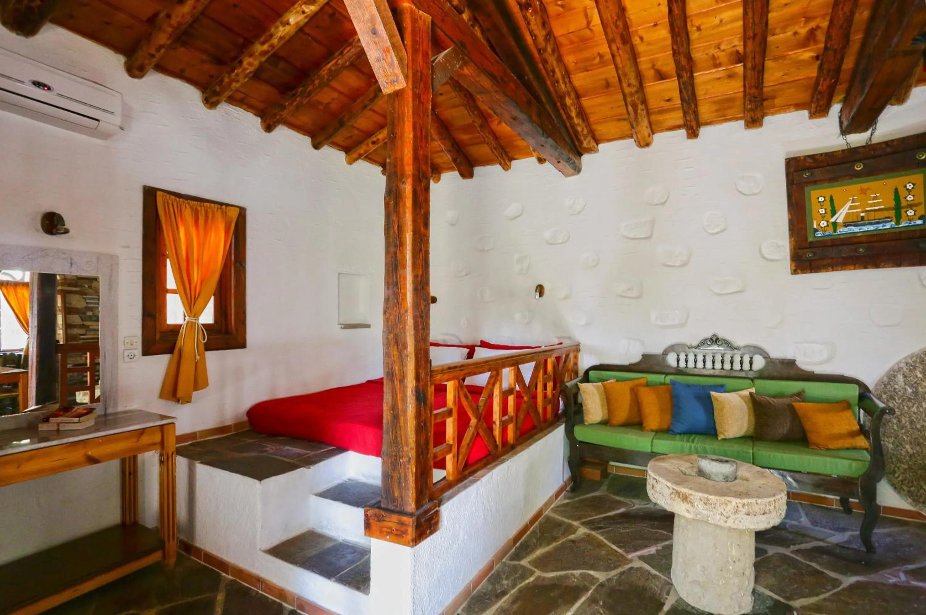 Living room, Bed in Sirena Residence & Spa