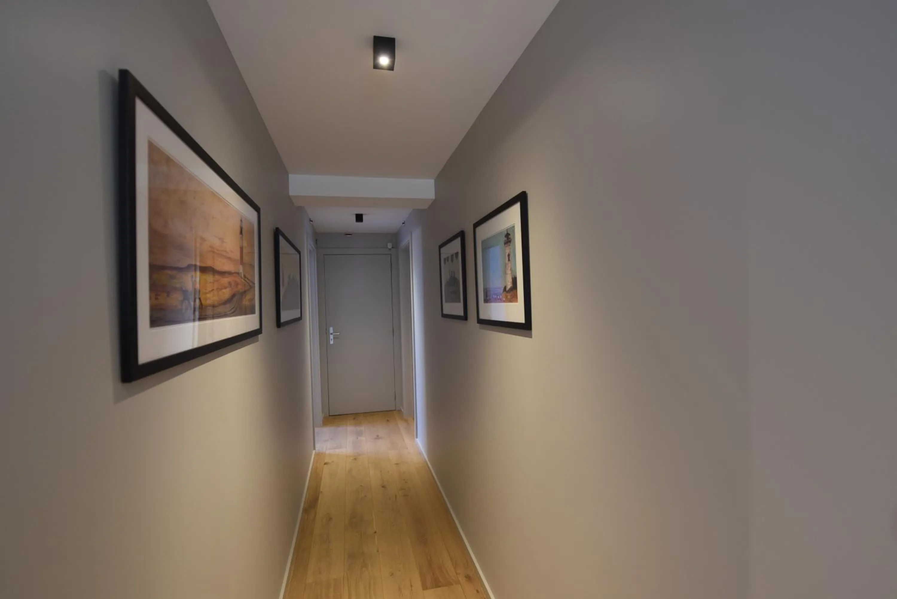 Lobby or reception in Le 24 Hotel