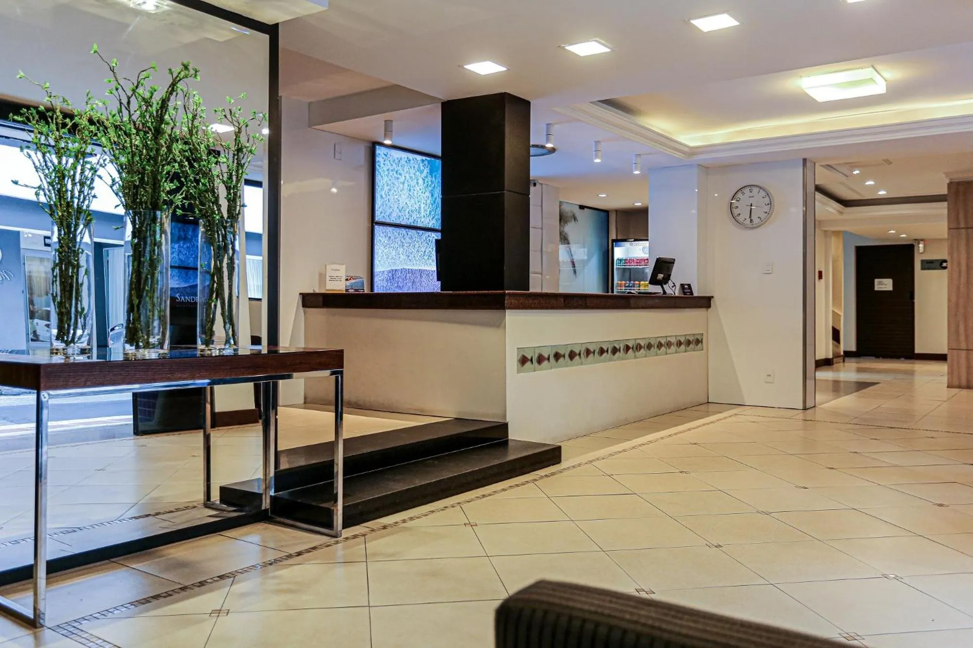 Lobby or reception in Sandri City Hotel