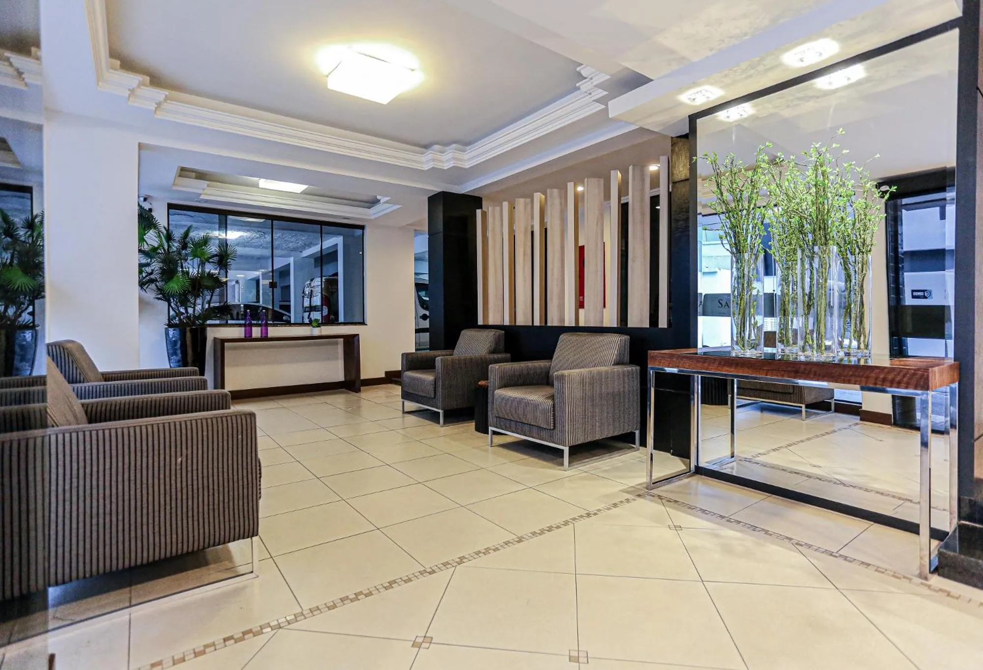 Lobby or reception in Sandri City Hotel