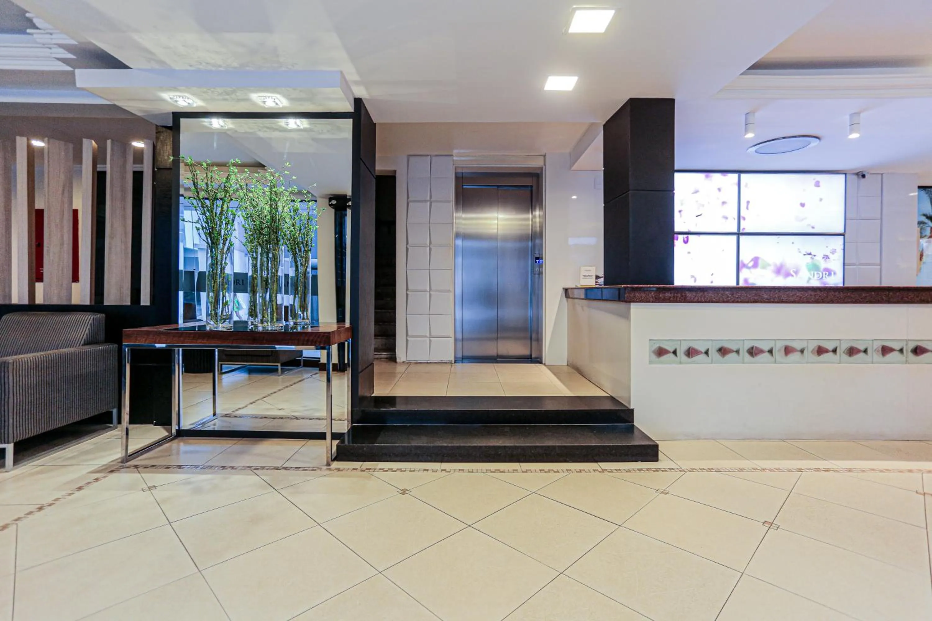 Lobby or reception in Sandri City Hotel