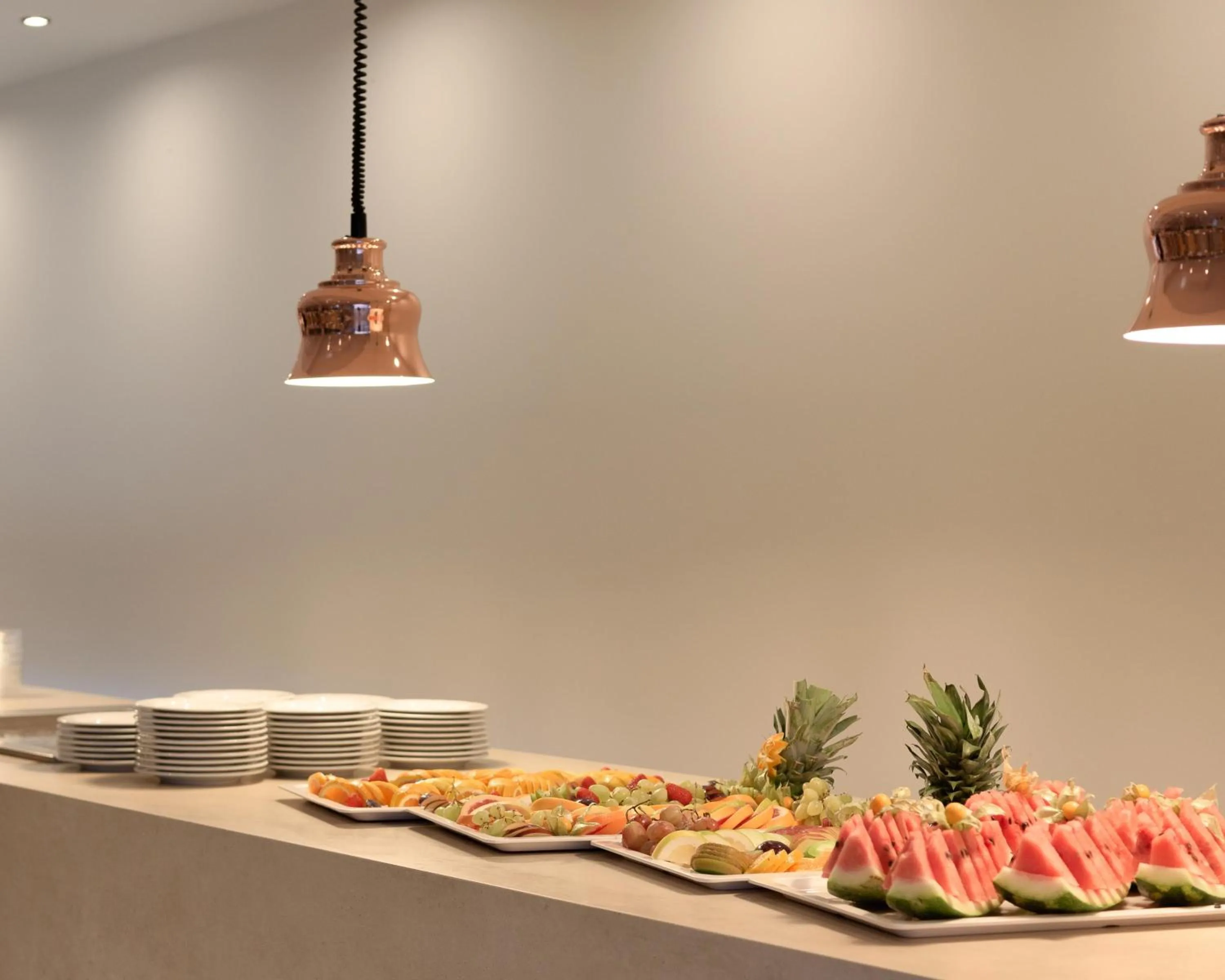 Restaurant/places to eat in Sergios Hotel