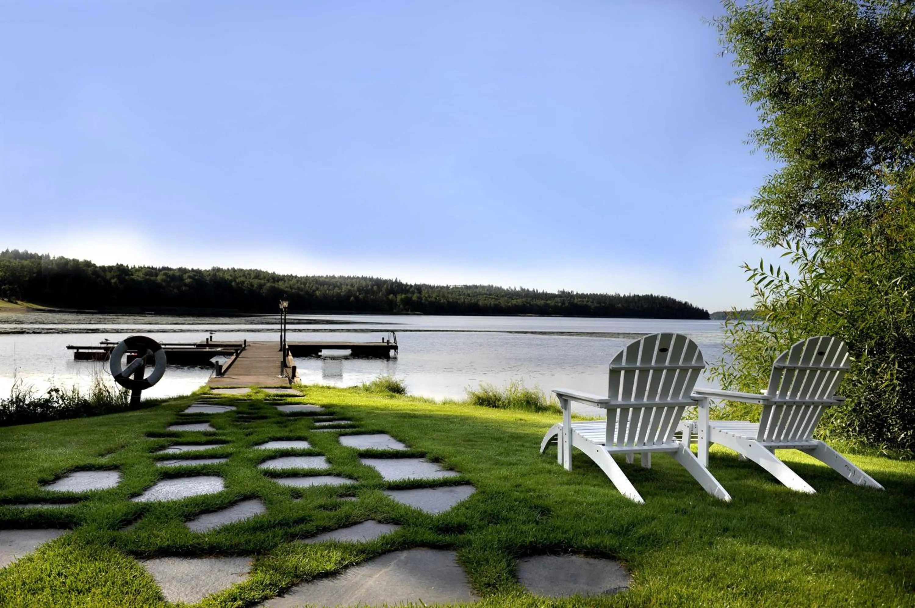 Area and facilities in Steningevik