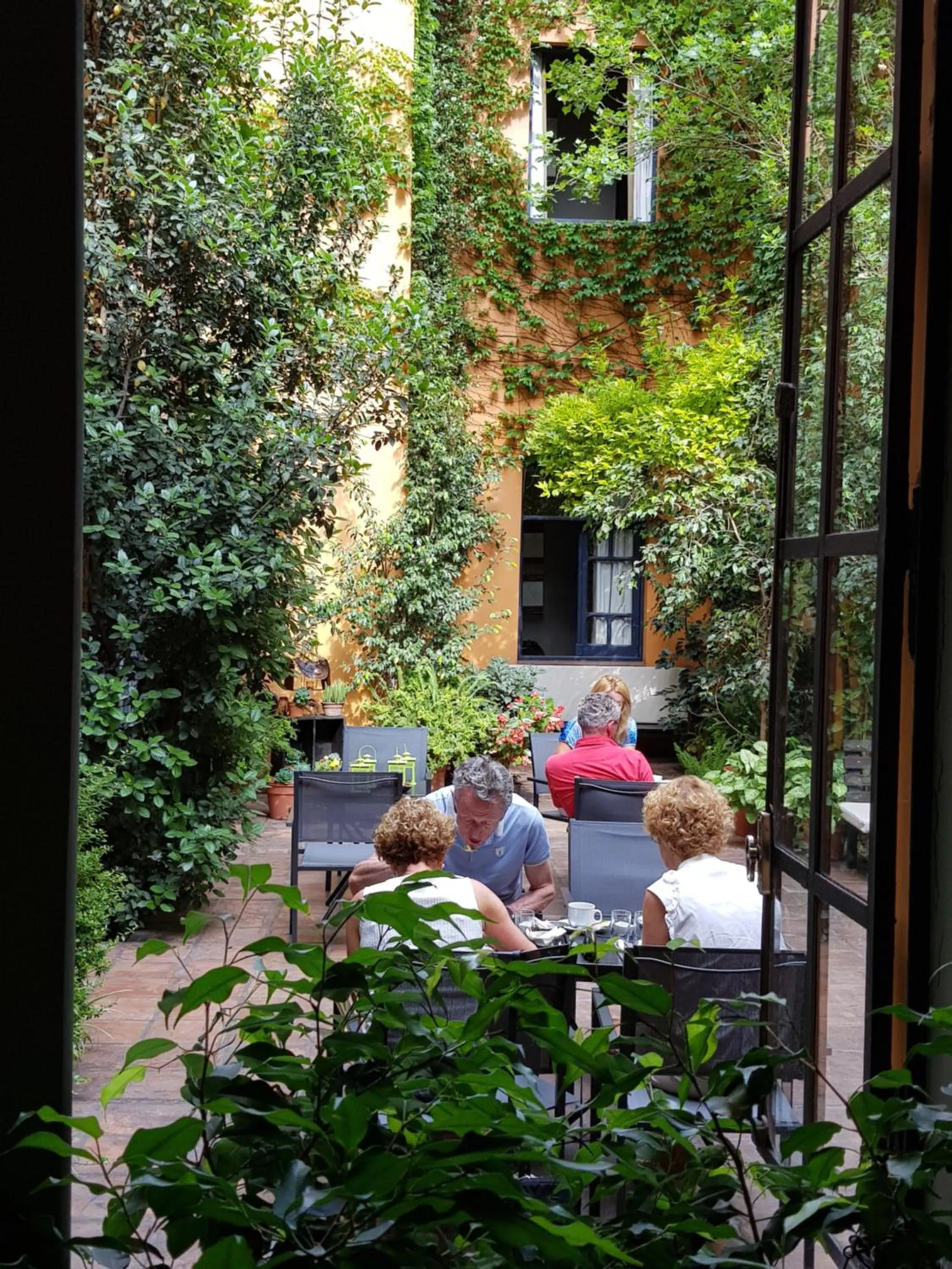 Patio in Legado Mitico Salta Hotel Boutique