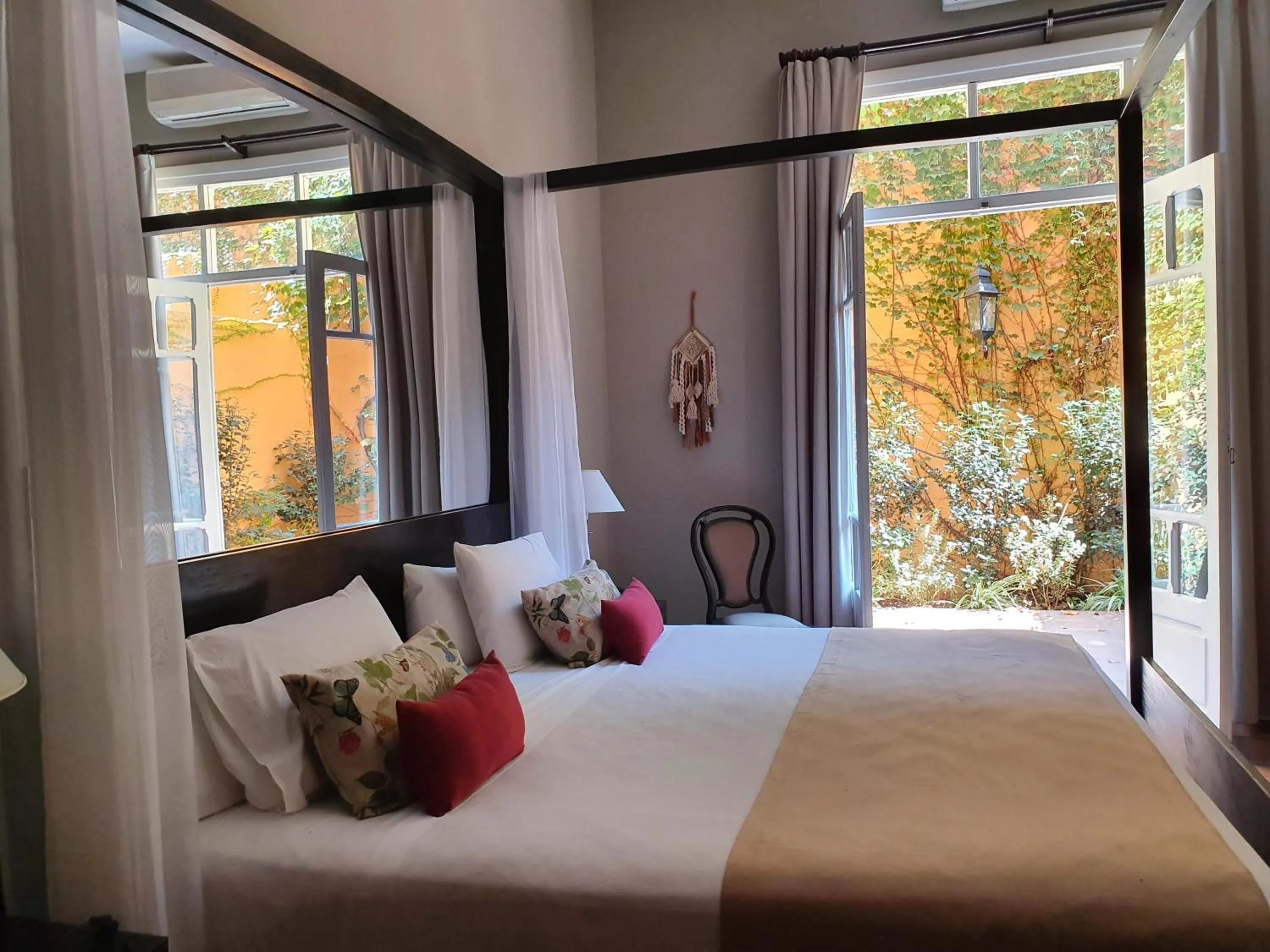 Bed in Legado Mitico Salta Hotel Boutique