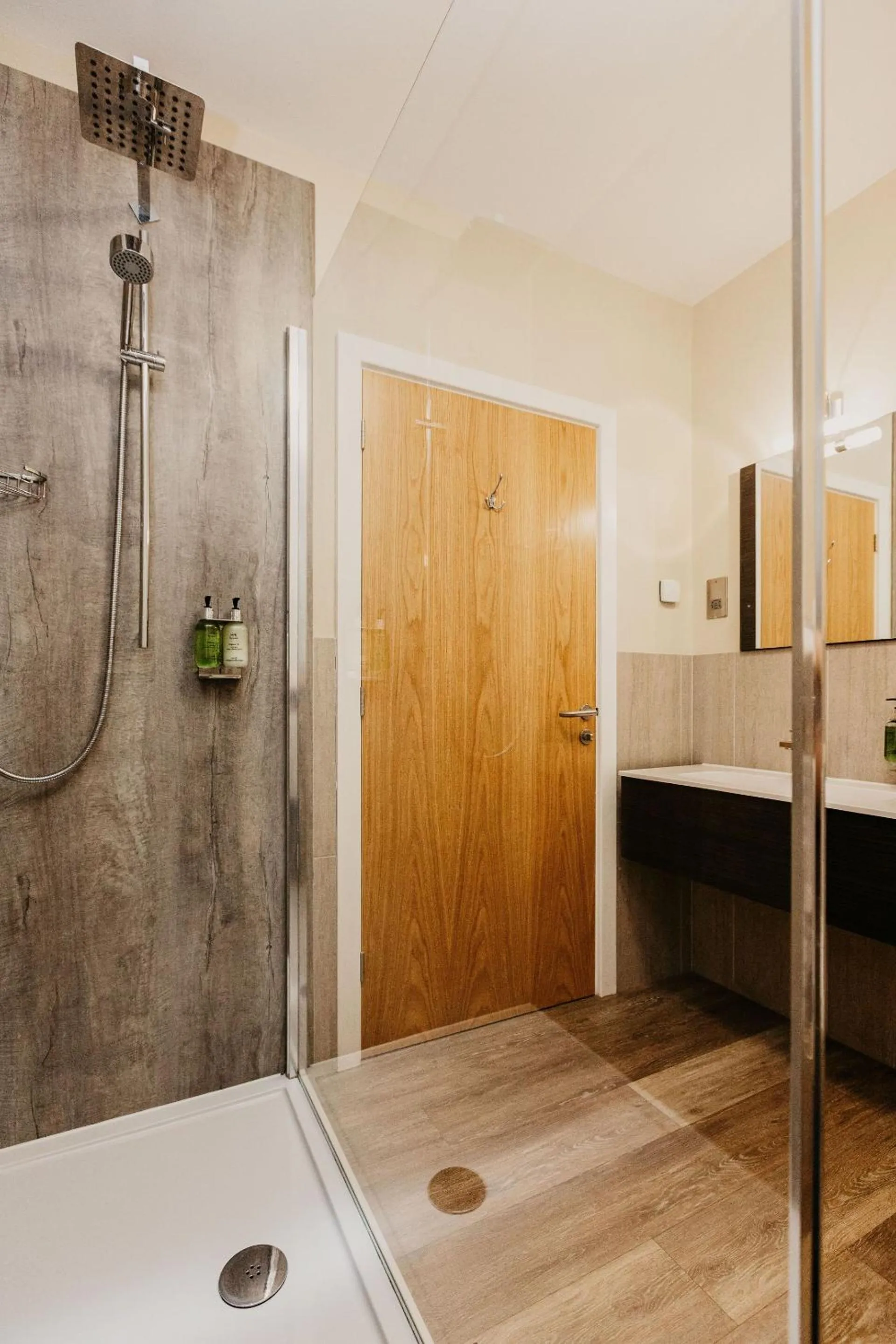 Bathroom in Crown Lodge Hotel