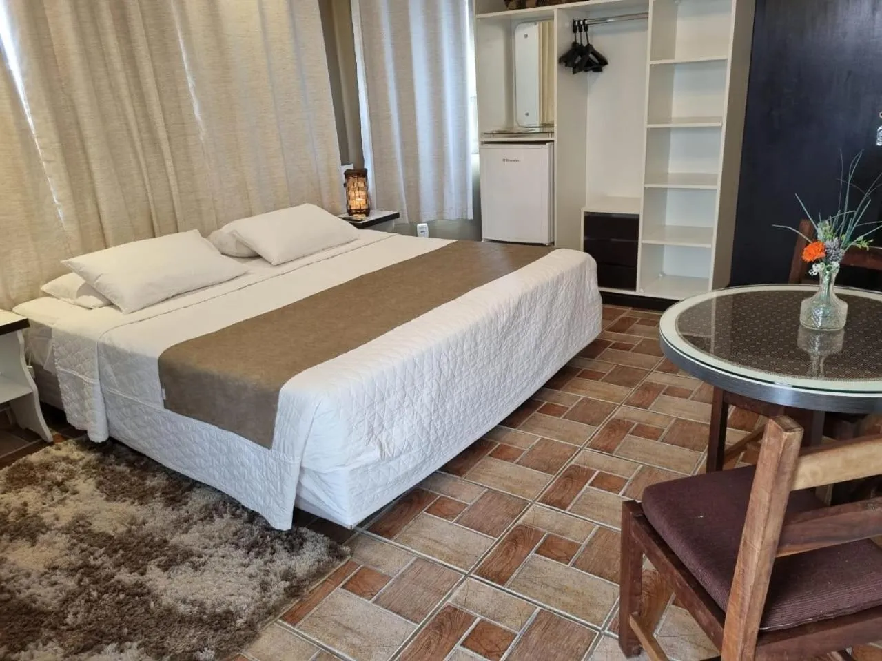 Photo of the whole room, Bed in Pousada Caliandra Da Serra