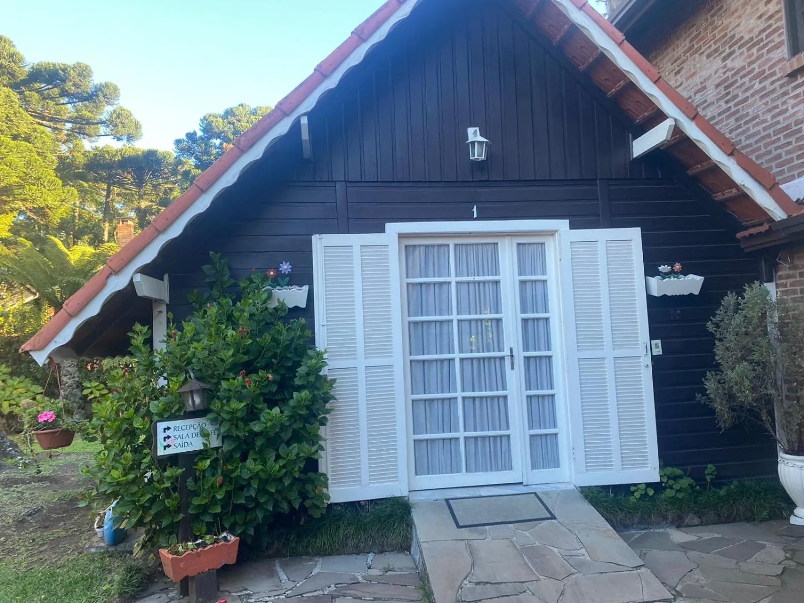 Facade/entrance in Pousada Caliandra Da Serra