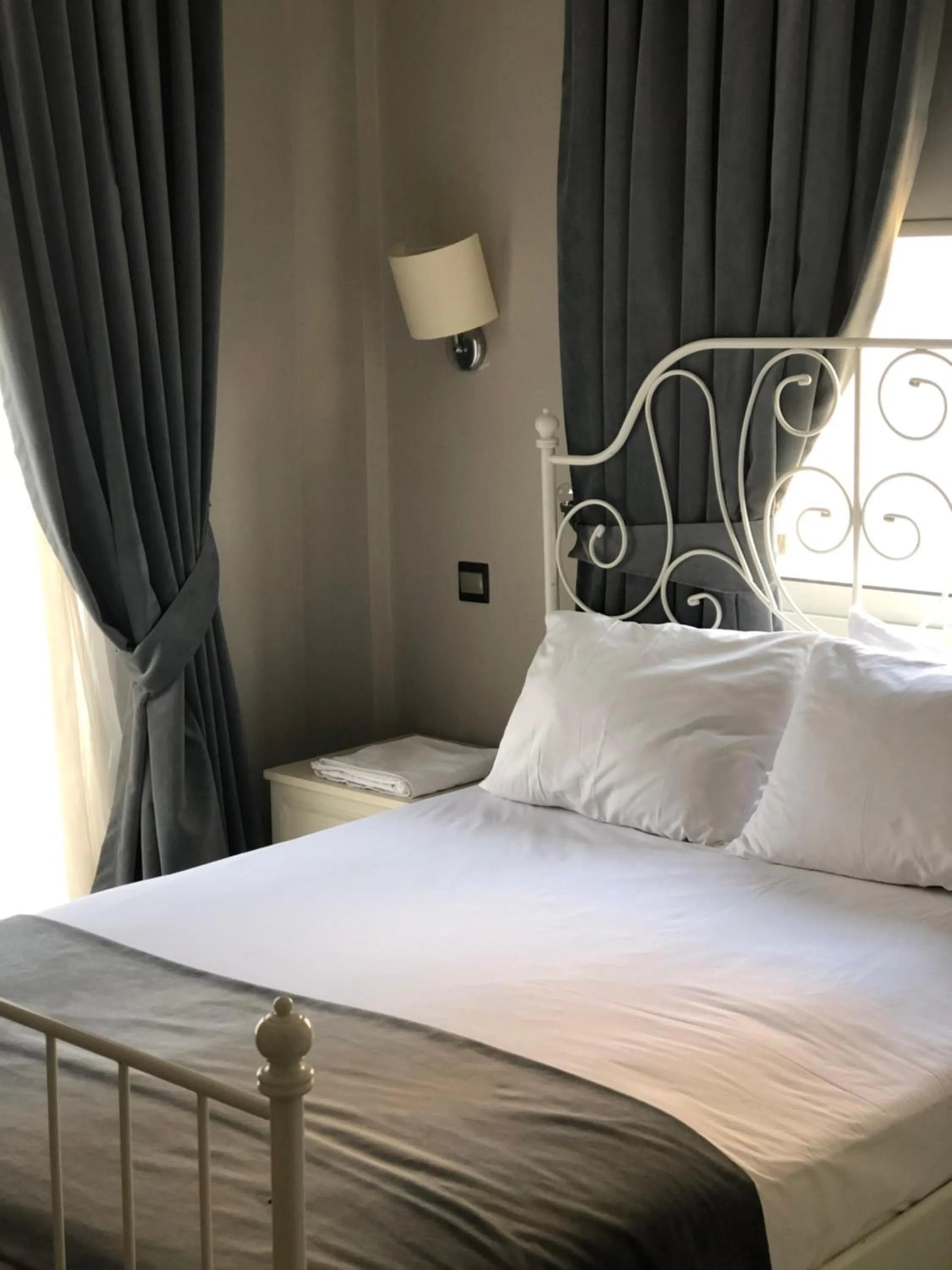 The Prince Inn Hotel & Villas