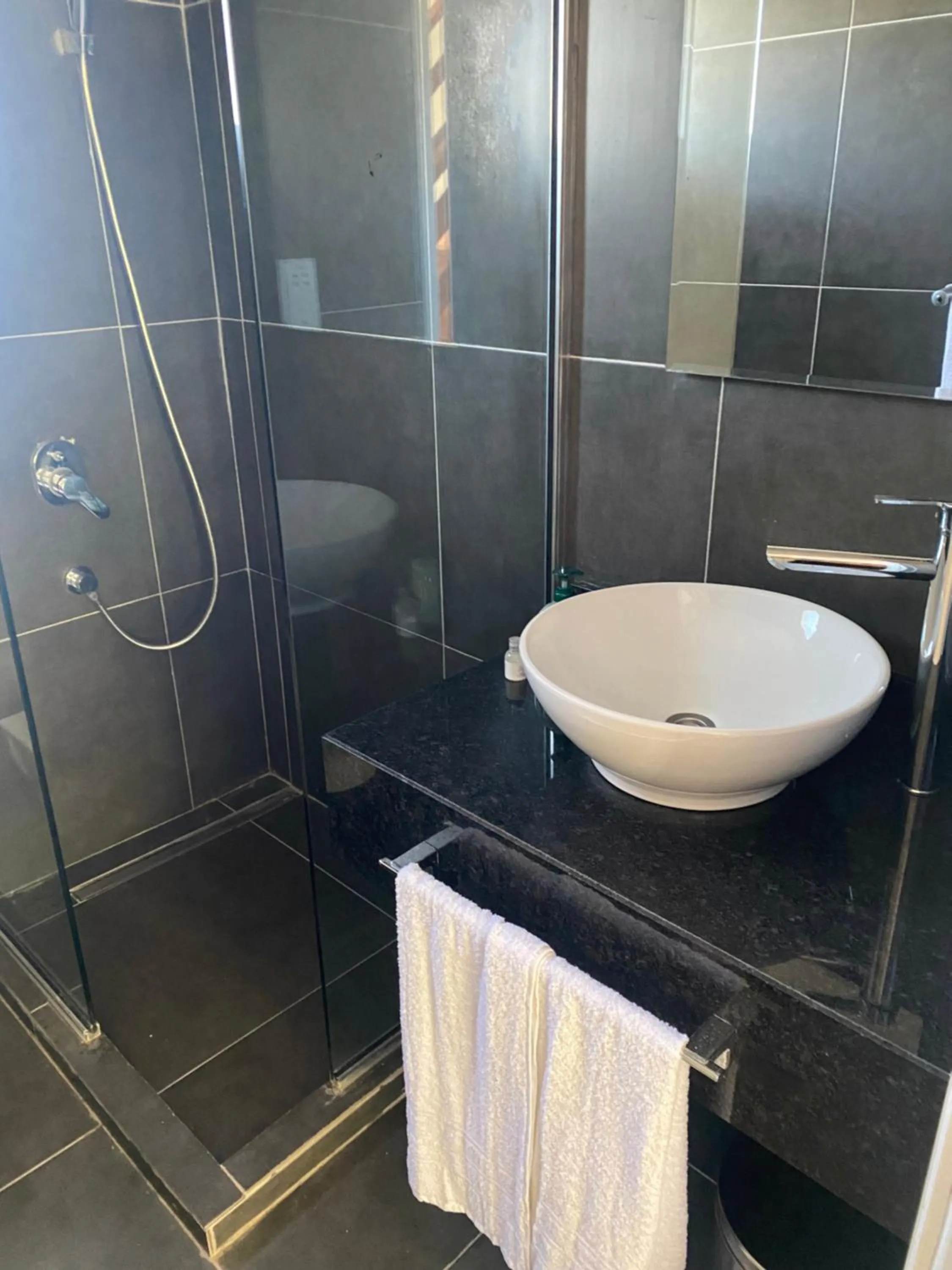 The Prince Inn Hotel & Villas