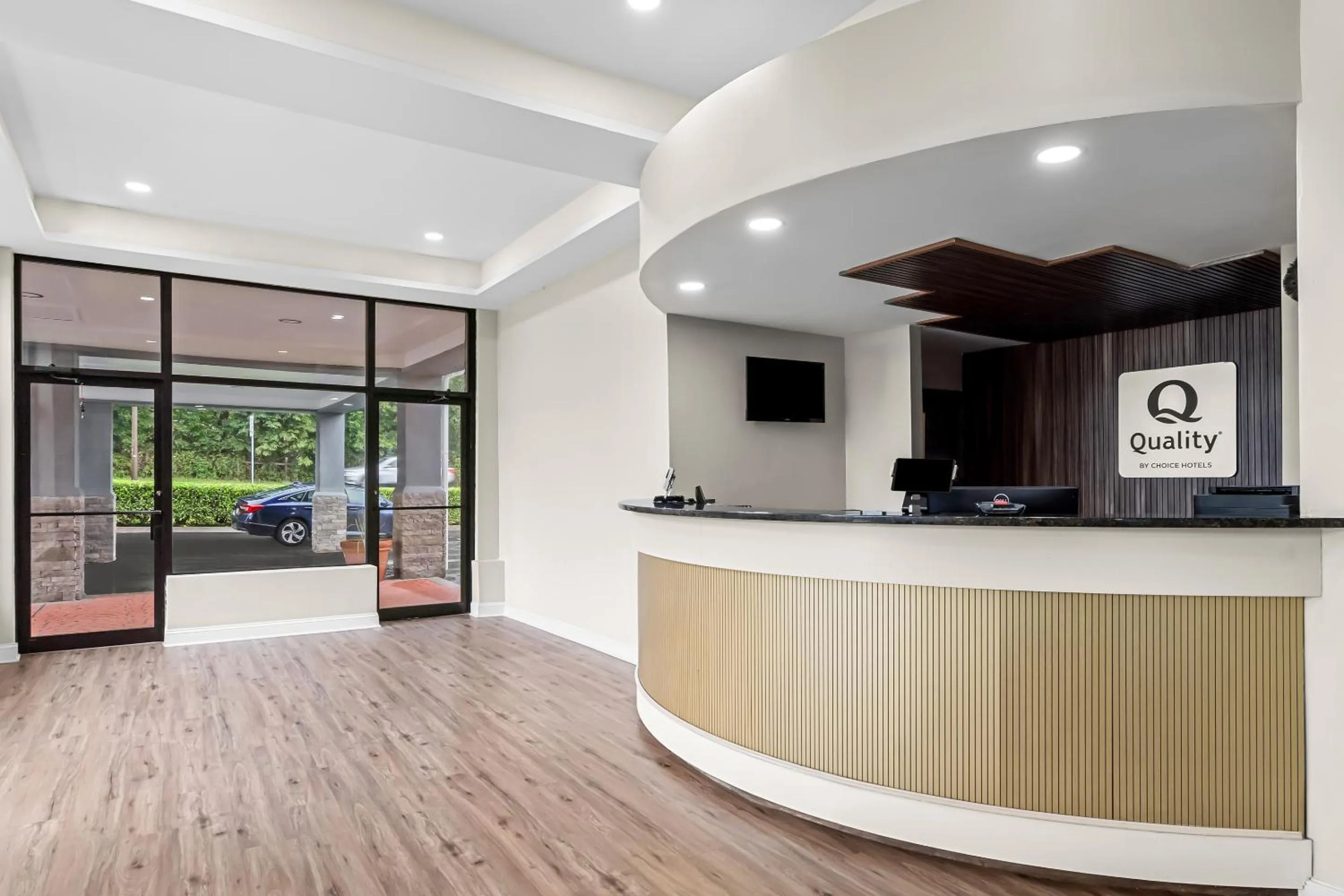 Super 8 by Wyndham Cornelia