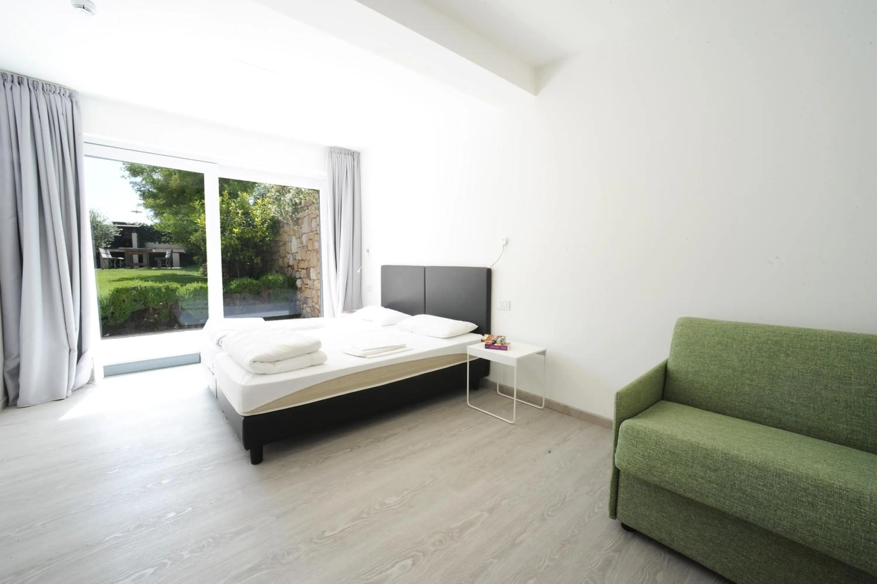 Bed in Residence Goethe