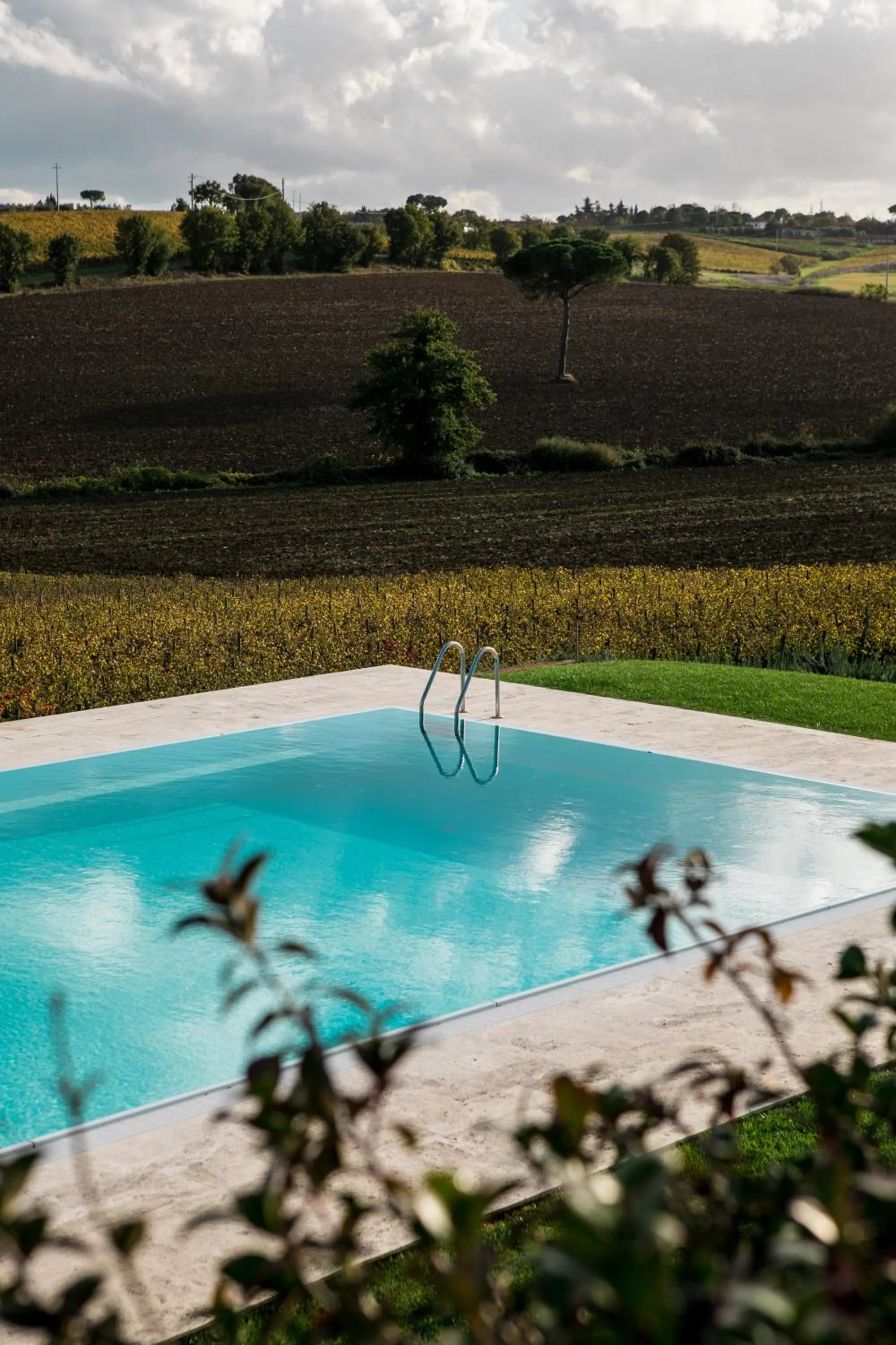 Swimming pool in Resort Borgo Syrah