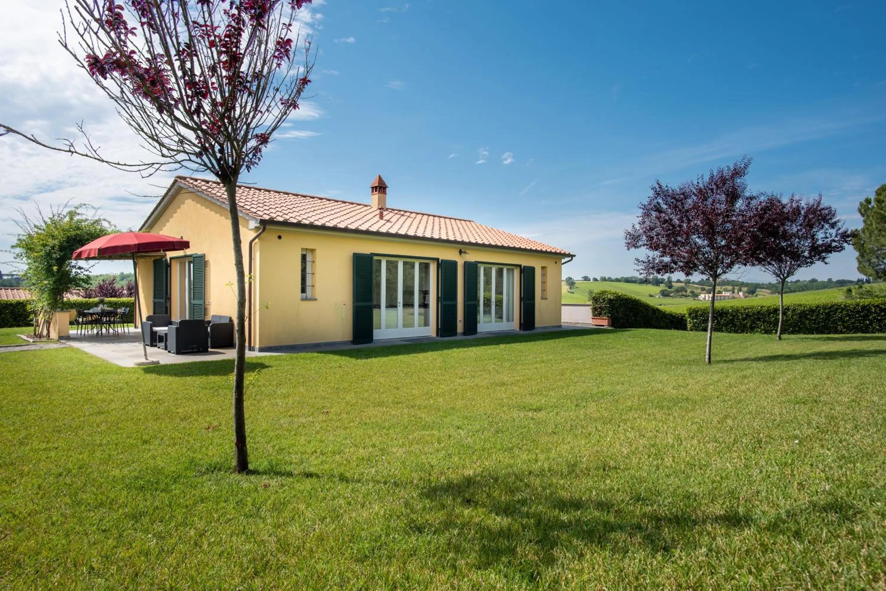 Garden view in Resort Borgo Syrah