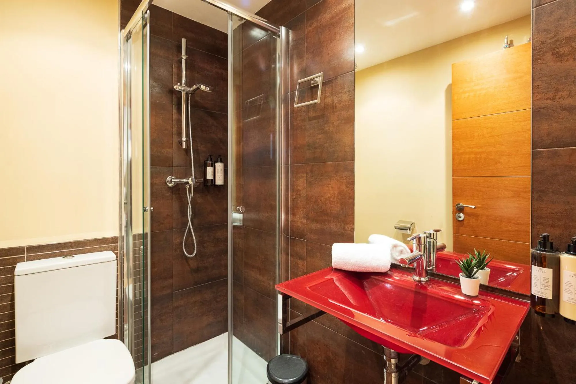 Shower in Lucas House Apartments by Sitges Group