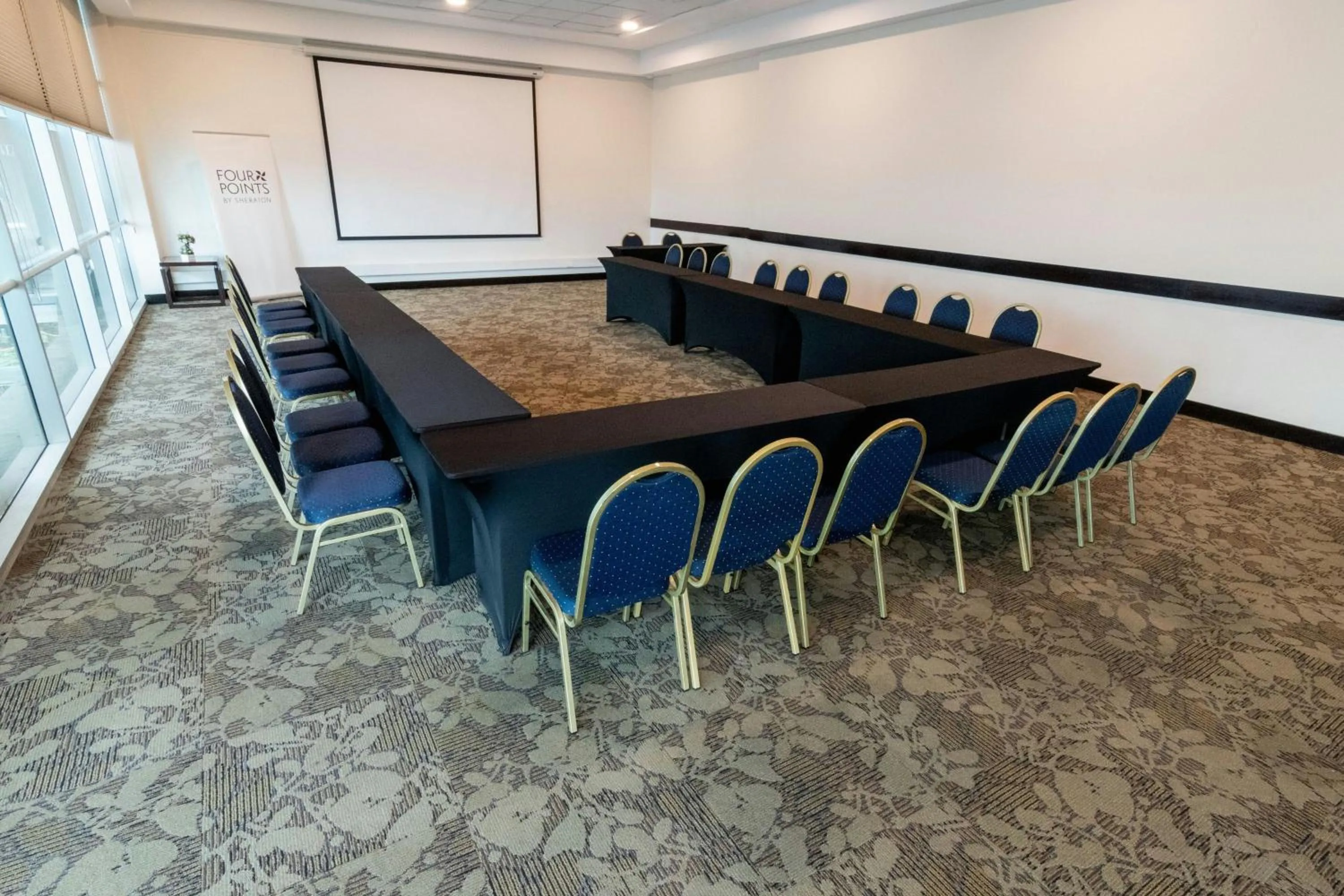Meeting/conference room in Four Points By Sheraton Los Angeles