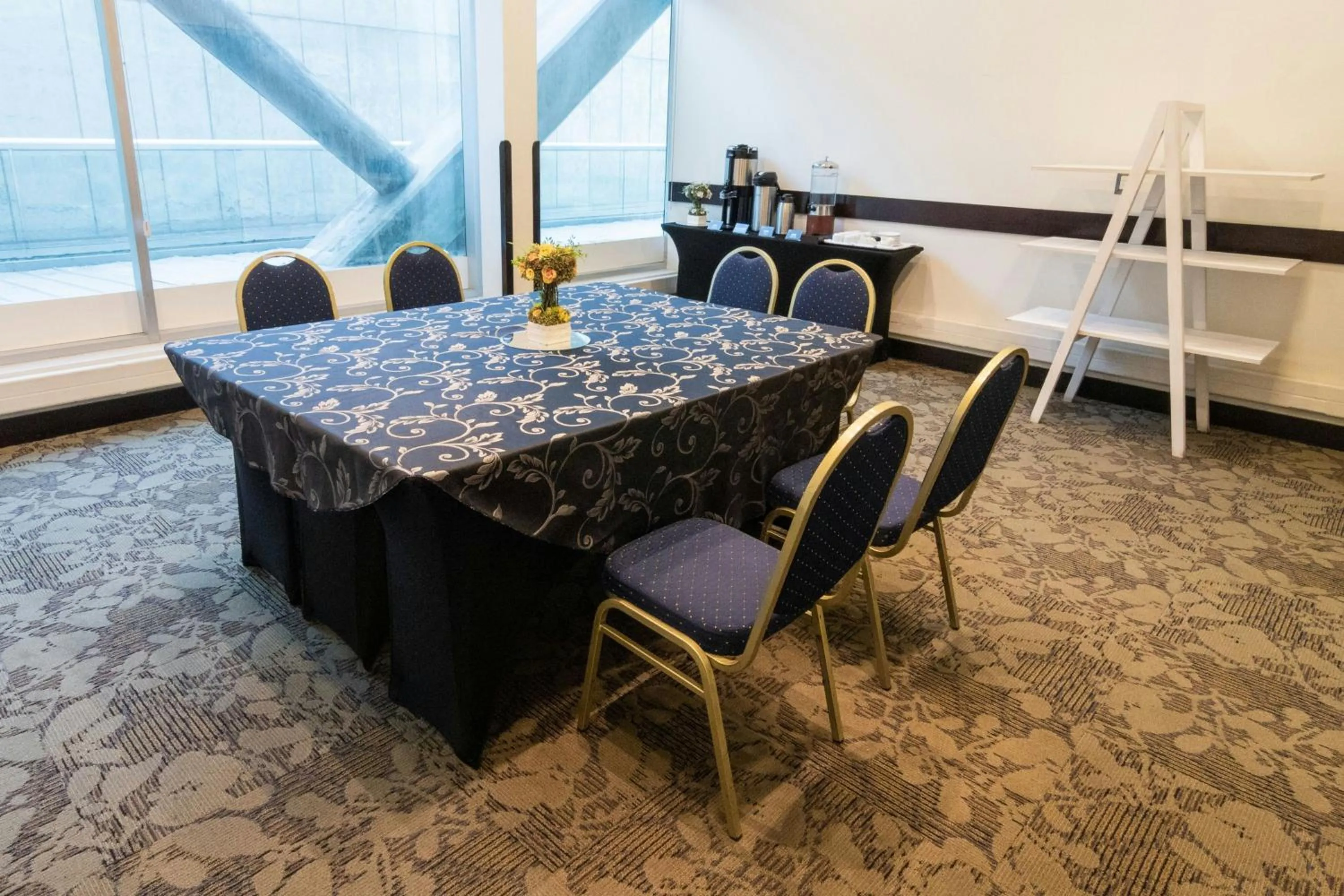Meeting/conference room in Four Points By Sheraton Los Angeles