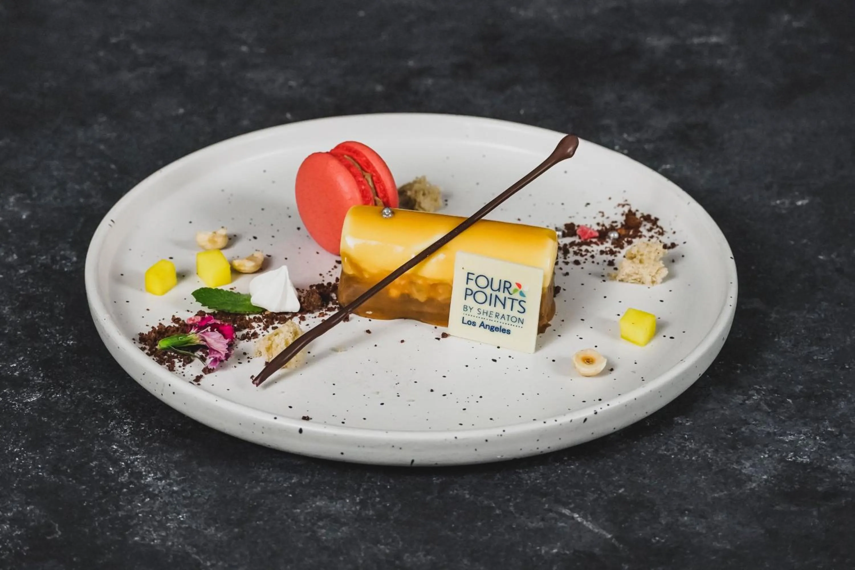 Restaurant/places to eat in Four Points By Sheraton Los Angeles