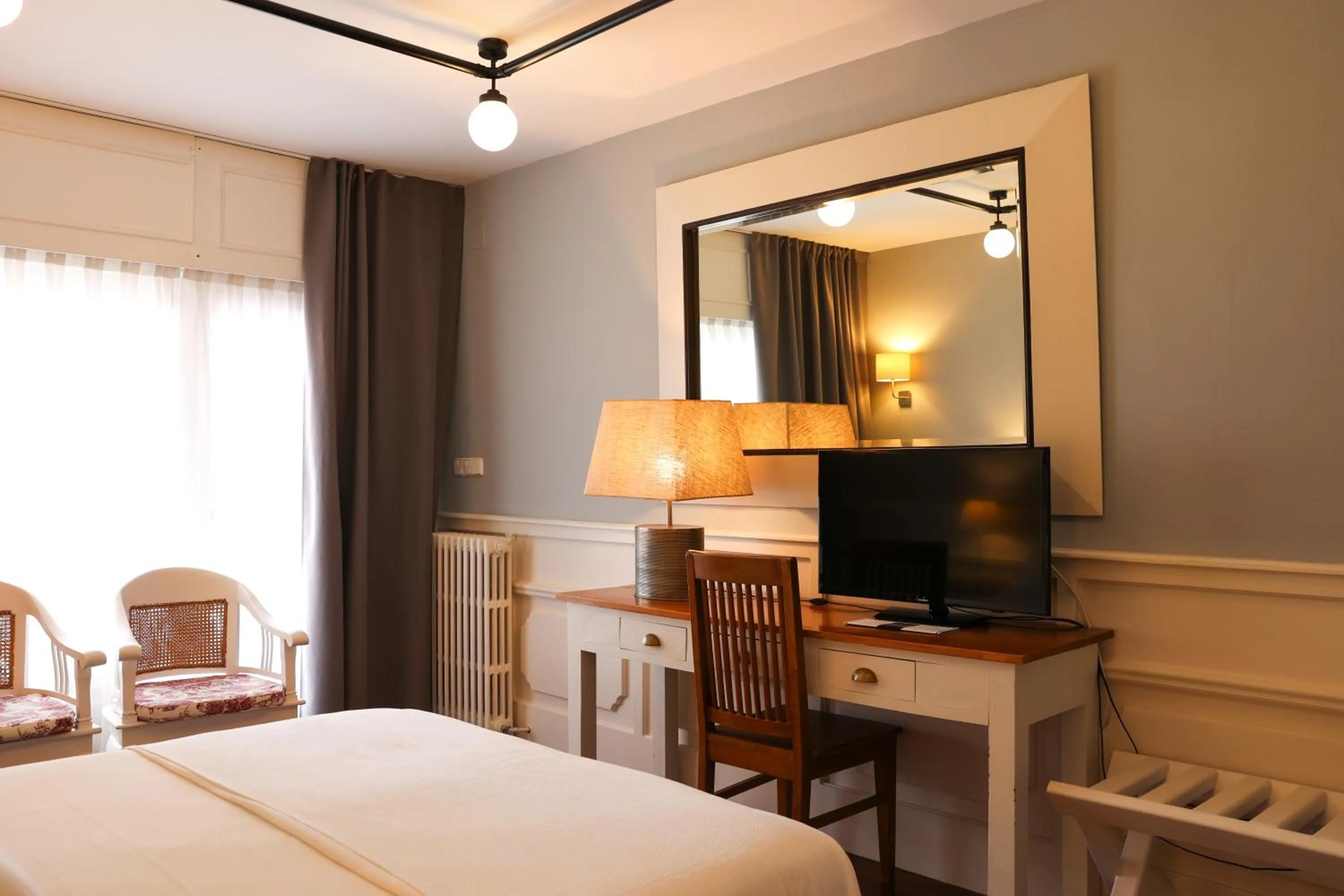 Photo of the whole room, Bed in Hotel Vostra Llar