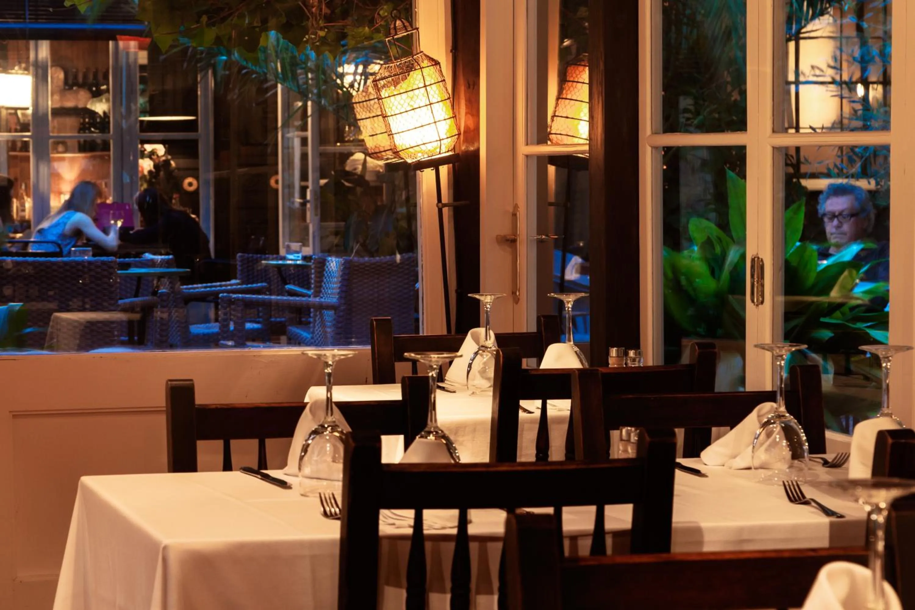 Restaurant/places to eat in Hotel Vostra Llar