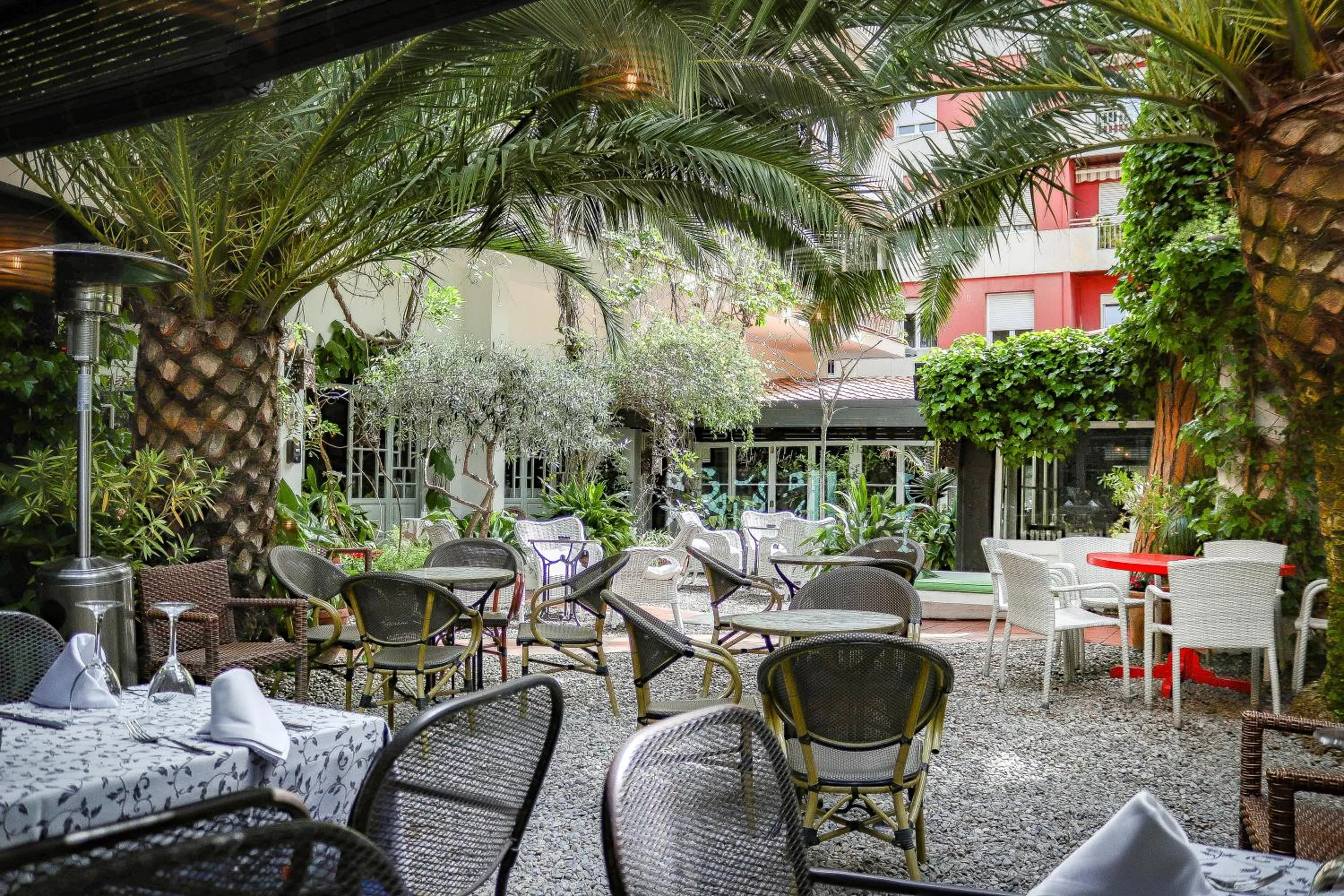 Patio in Hotel Vostra Llar