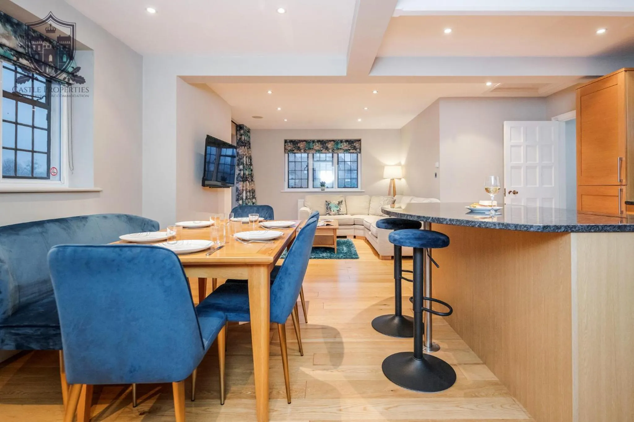 Communal lounge/ TV room in Castle Properties:Eton-The College