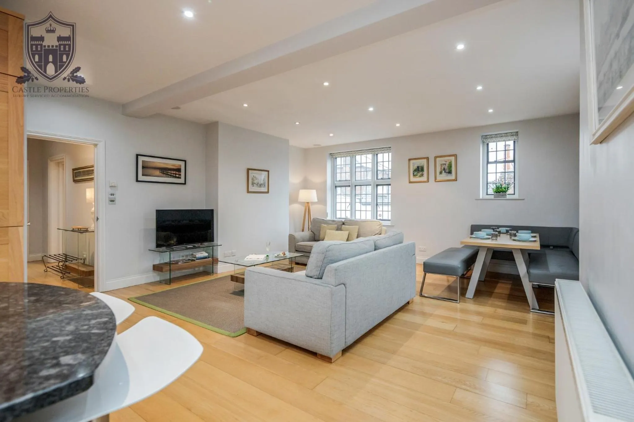 Communal lounge/ TV room in Castle Properties:Eton-The College