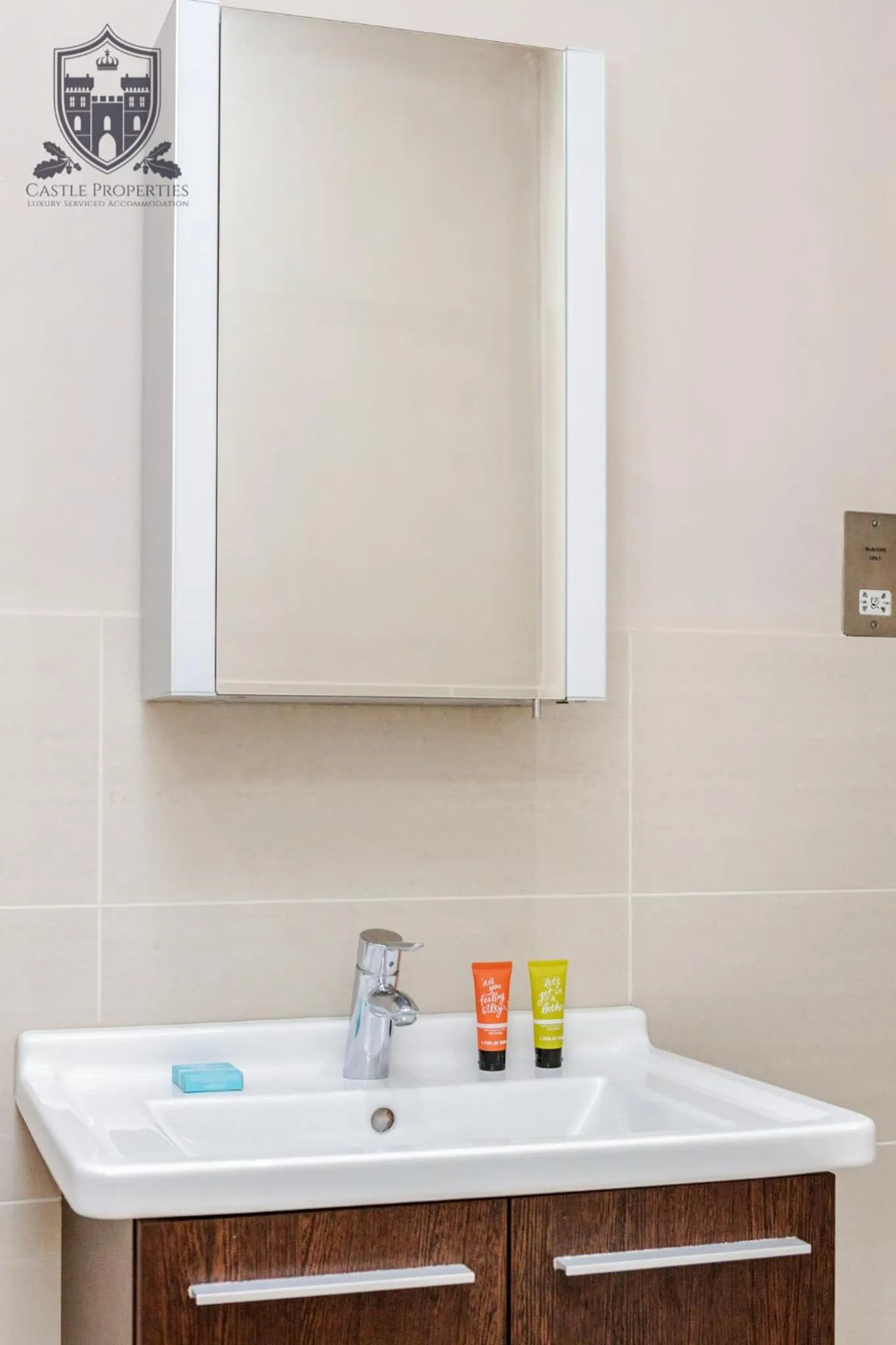 Bathroom in Castle Properties:Eton-The College