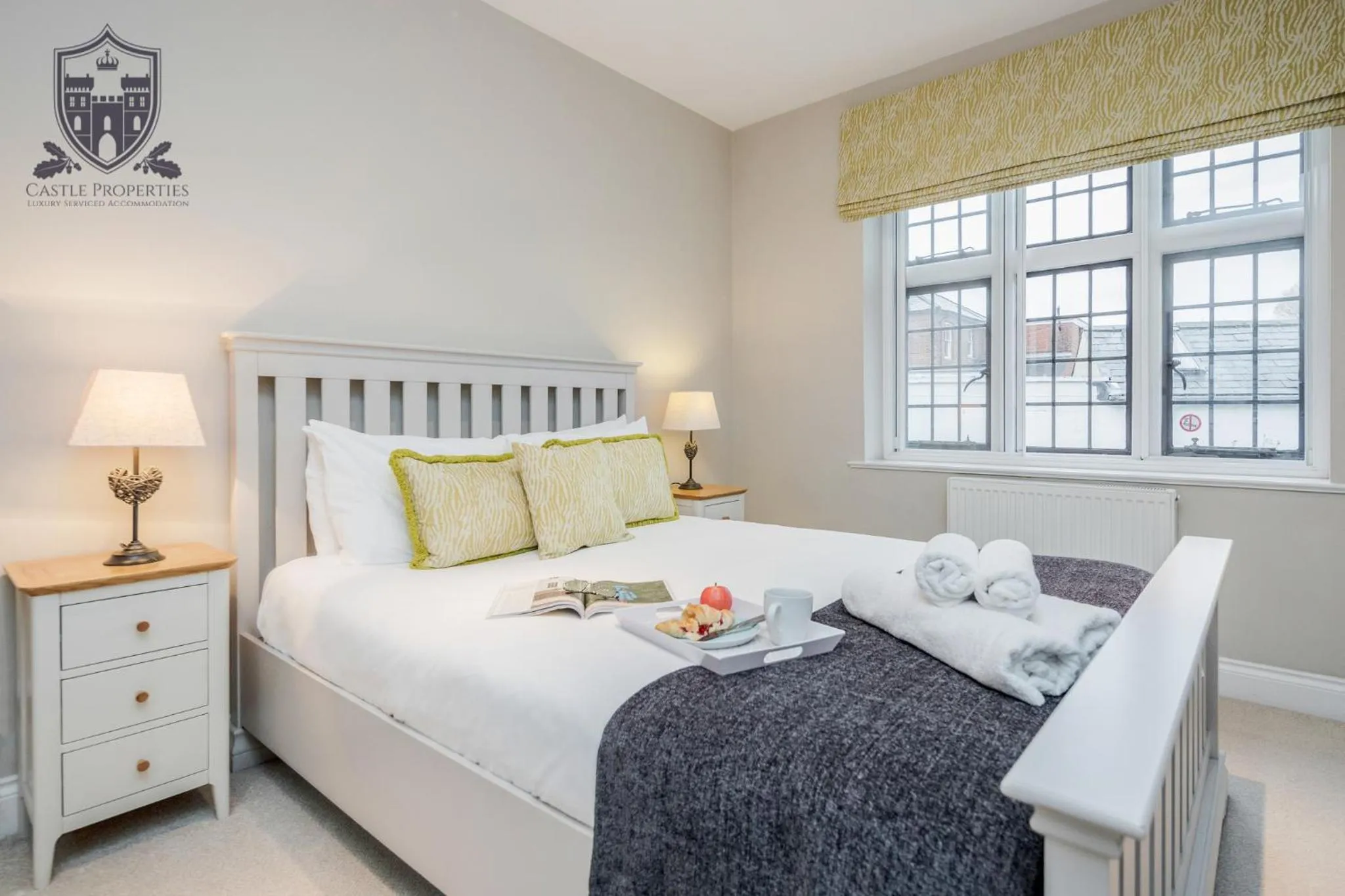 Bed in Castle Properties:Eton-The College