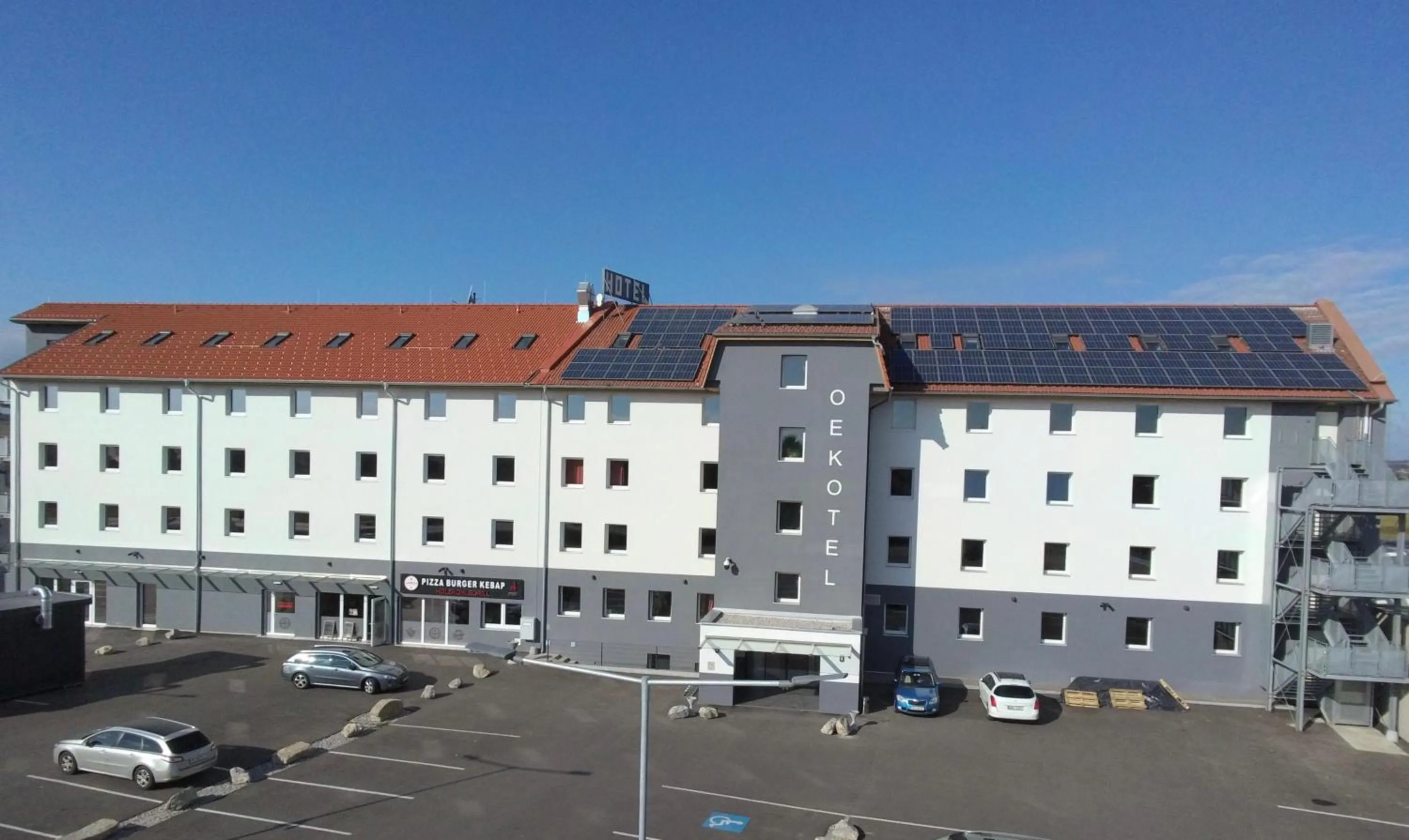 Property building in OEKOTEL Treffpunkt Föhrenhain