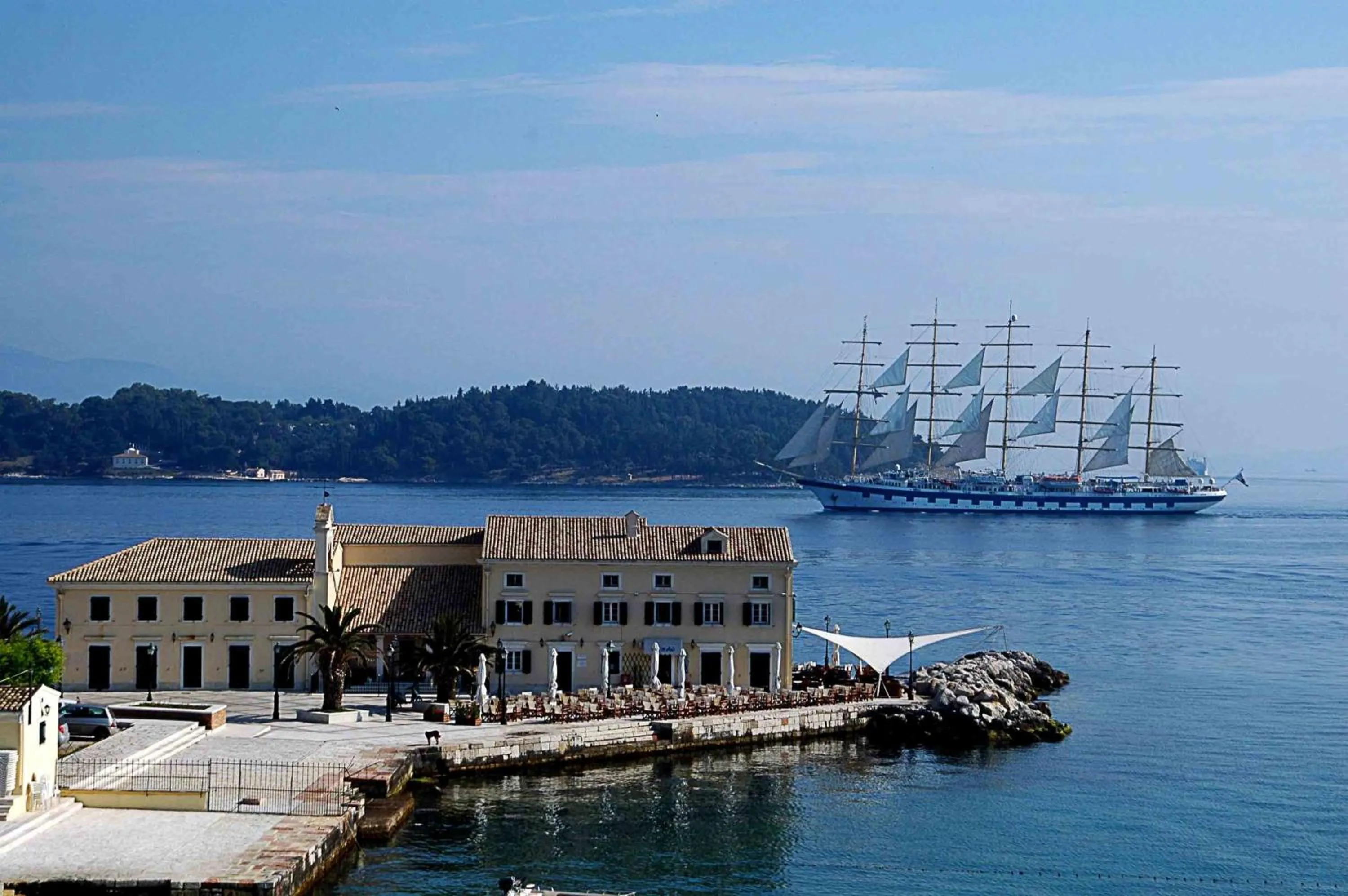 Area and facilities in Anita