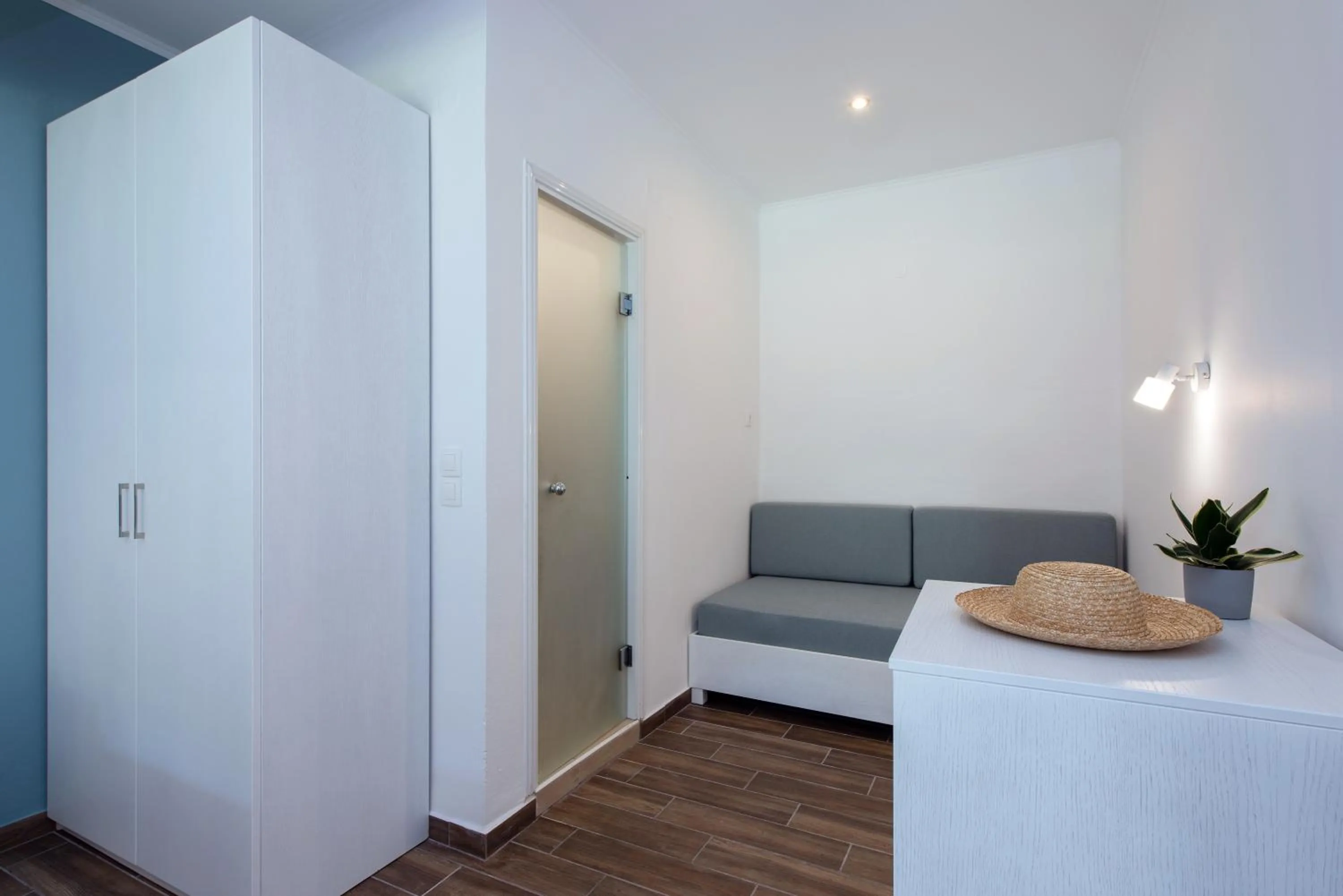 Decorative detail in Anita