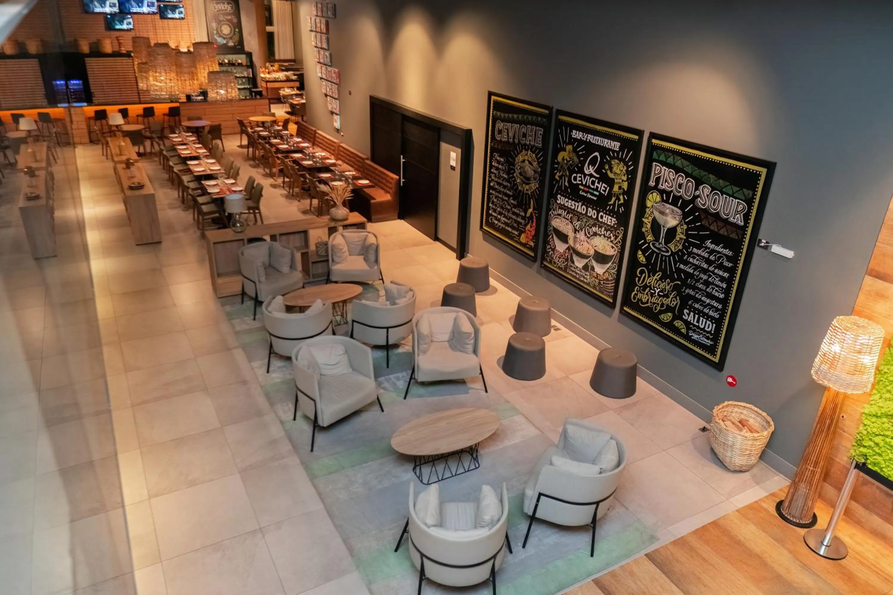 Facade/entrance in Novotel Curitiba Batel