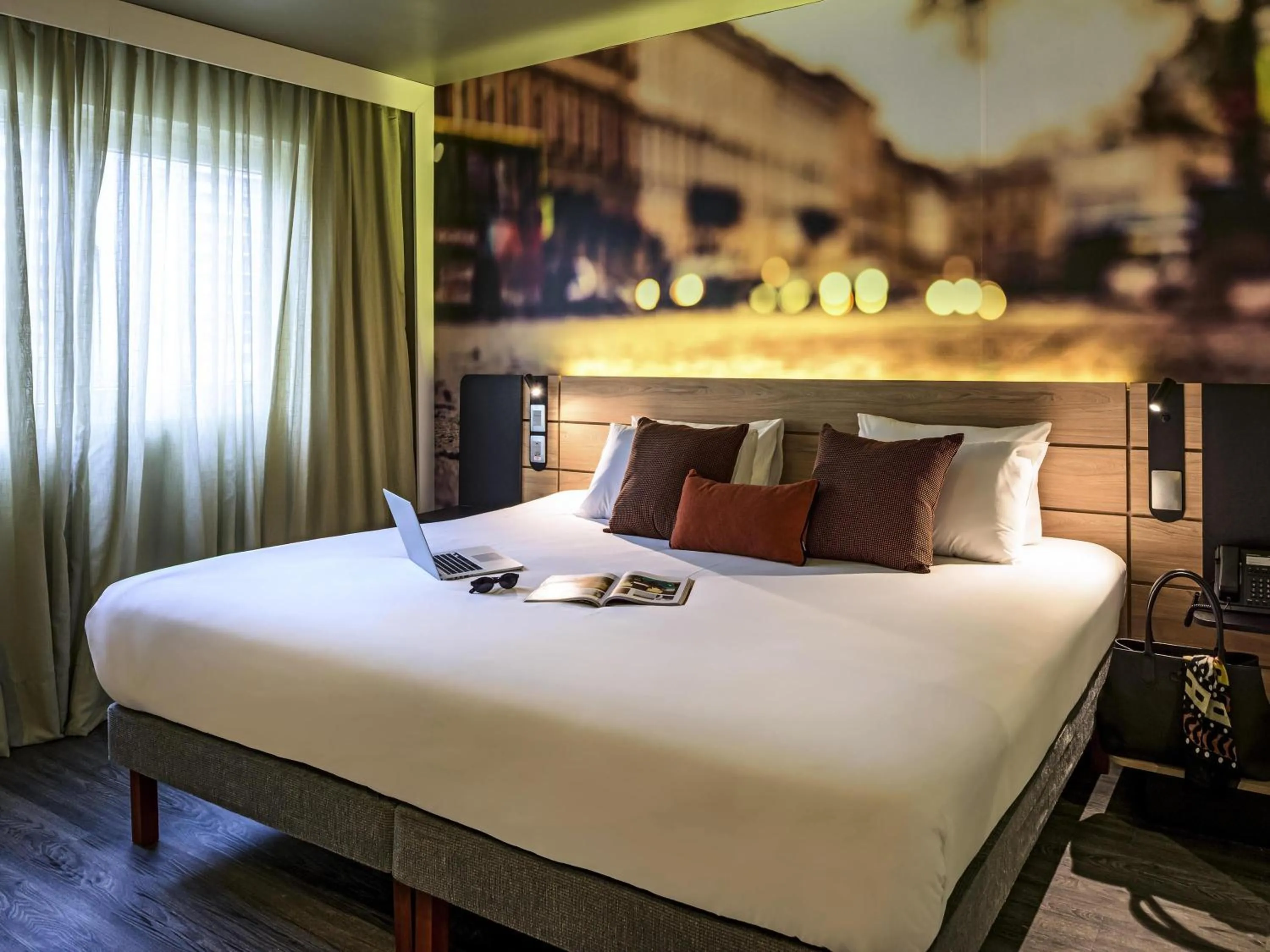 Bedroom, Bed in Novotel Curitiba Batel