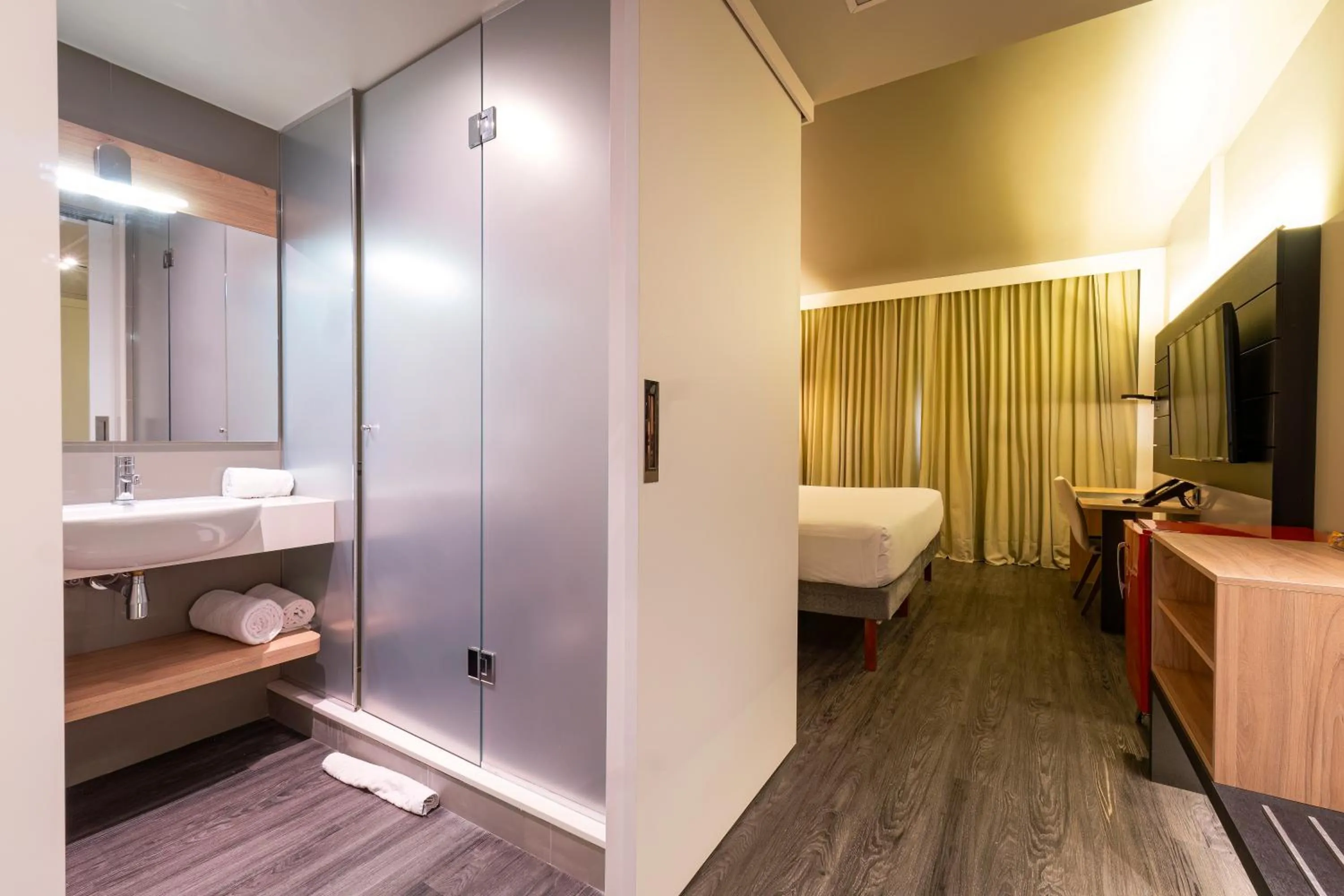 Other, Bed in Novotel Curitiba Batel