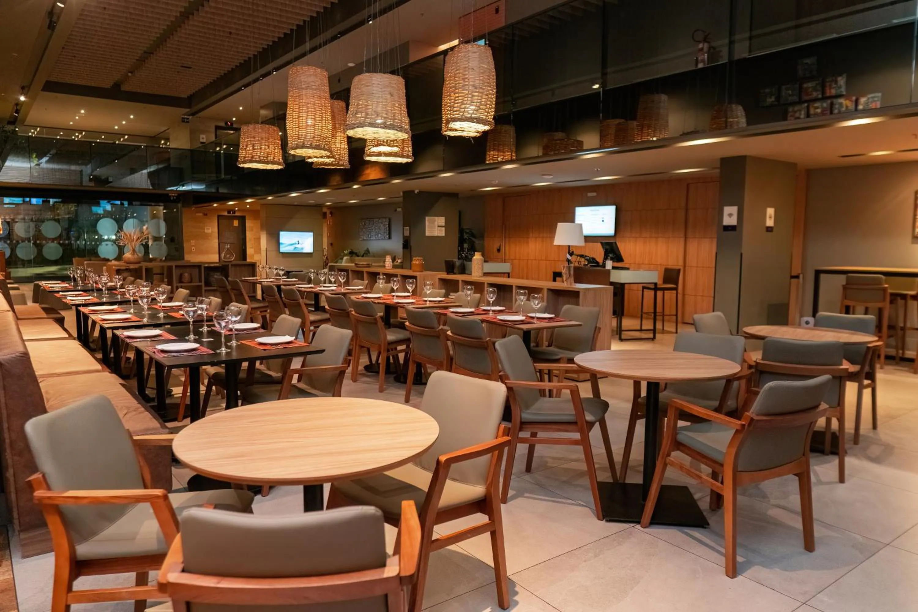 Restaurant/places to eat in Novotel Curitiba Batel