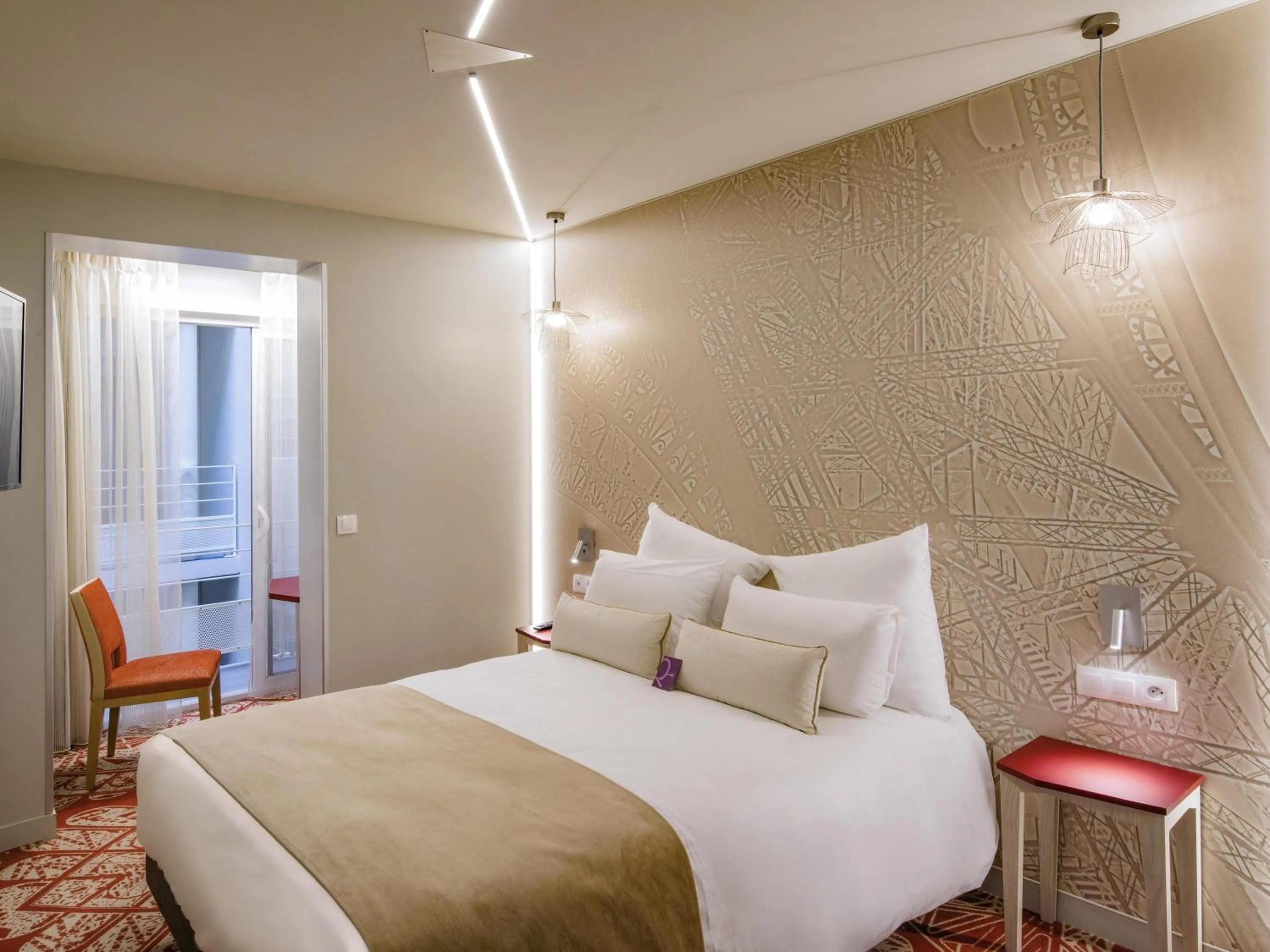 Bedroom, Bed in Mercure Paris Pont de Levallois Neuilly
