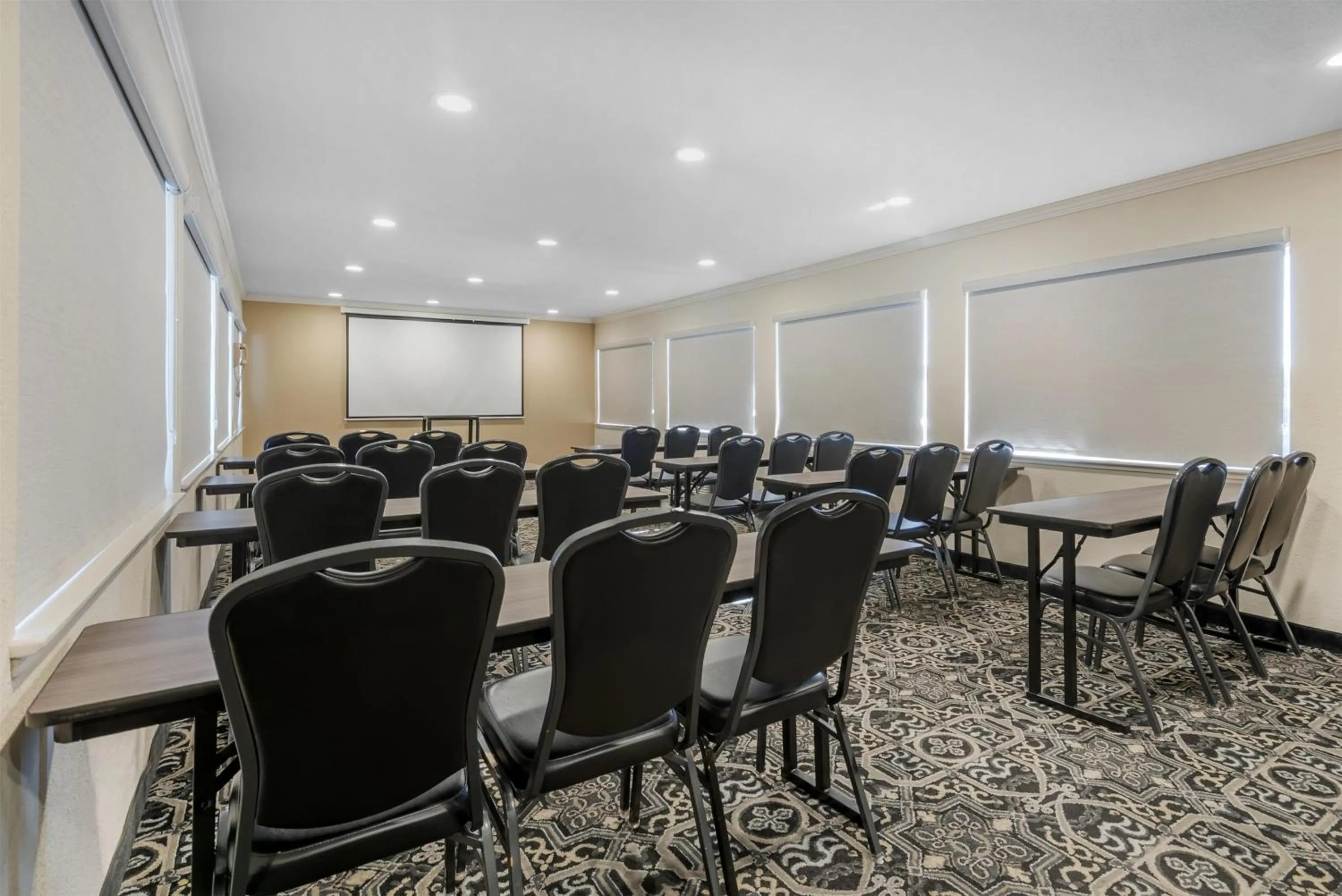 Meeting/conference room in Best Western PLUS Inn of Hayward